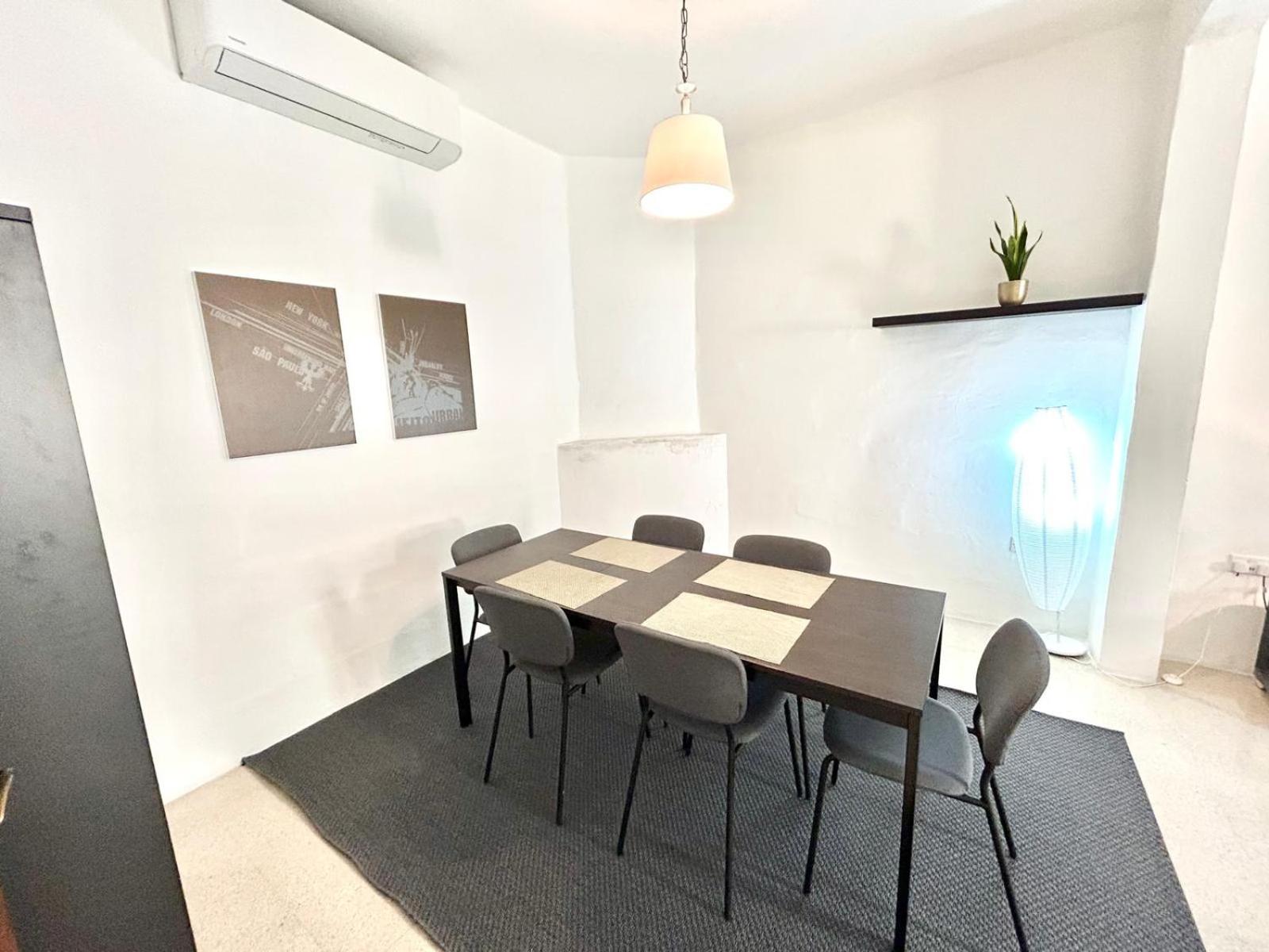 St Julians - Balluta Bay large 3 bedroom apartment view 4