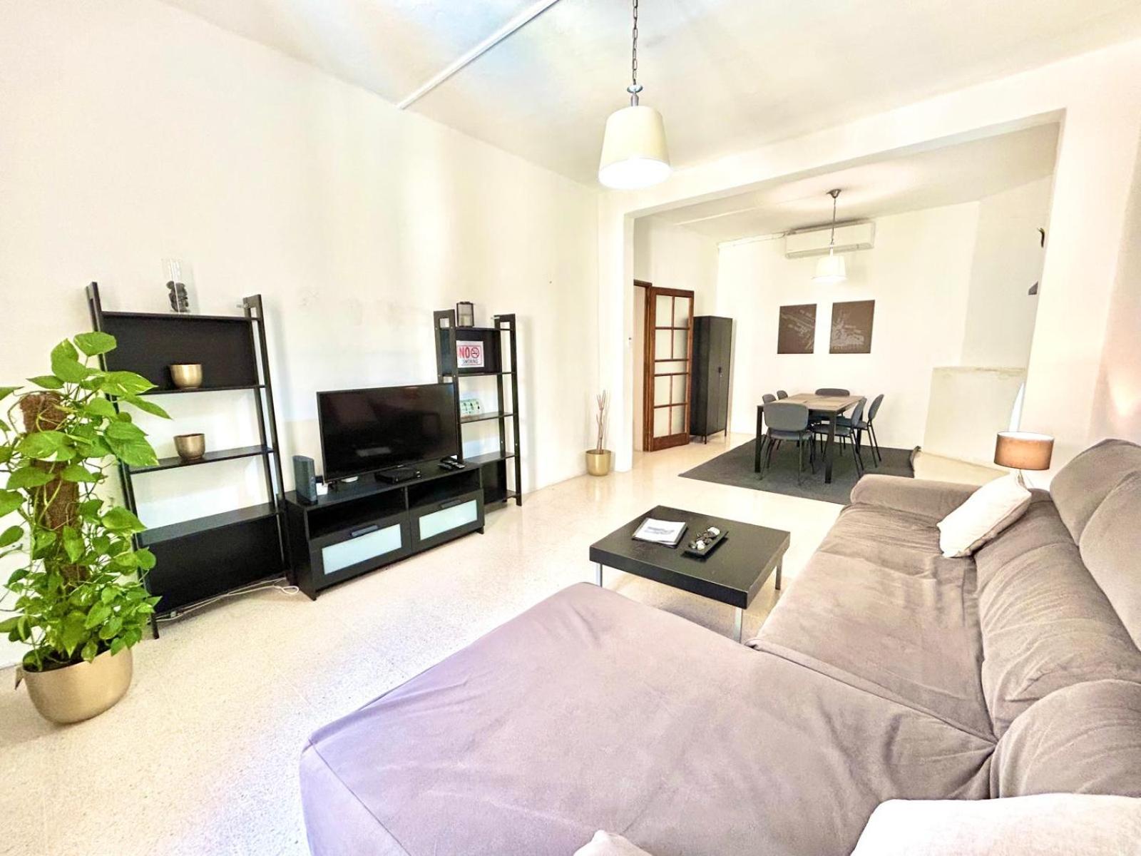 St Julians - Balluta Bay large 3 bedroom apartment view 2