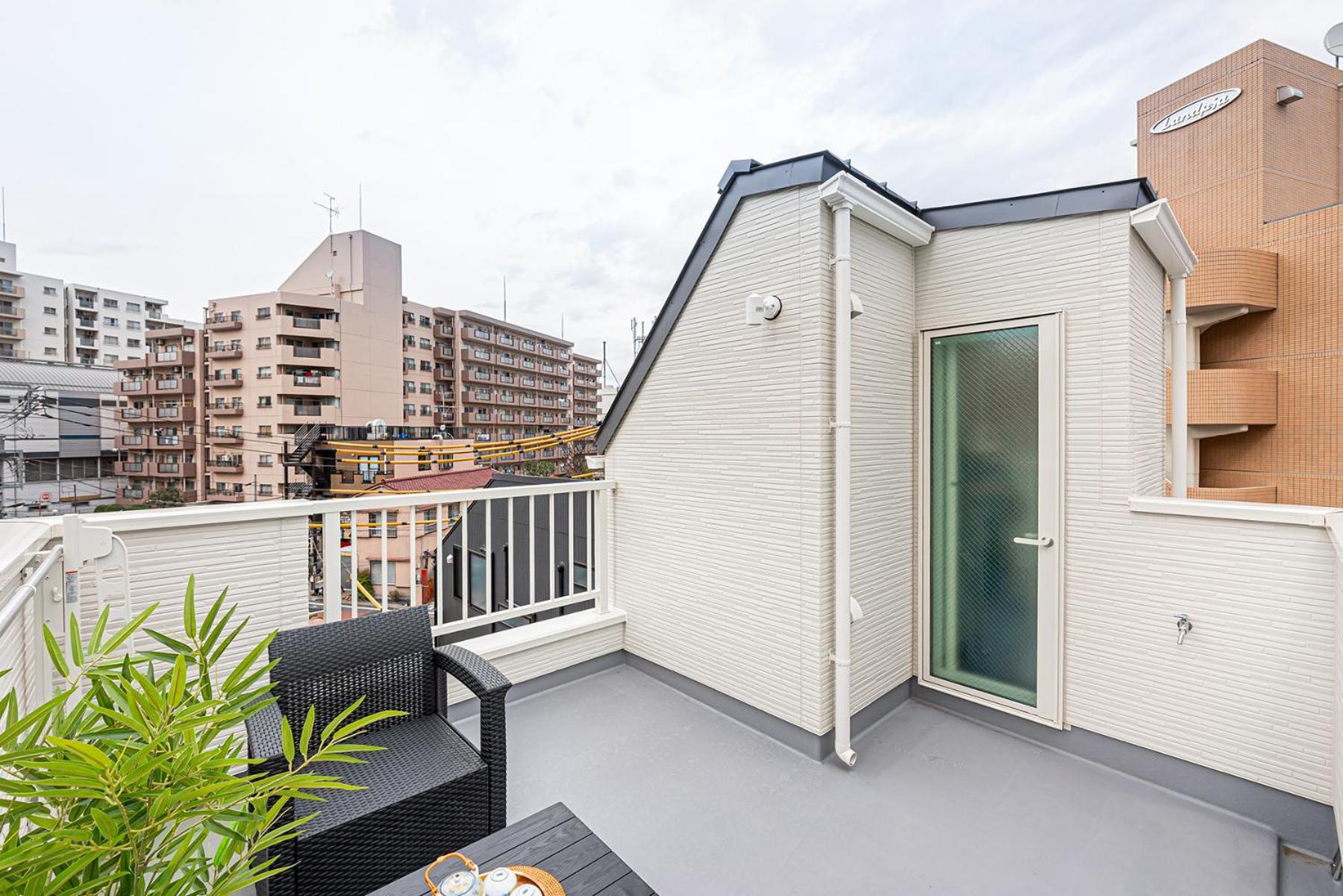 KYARA HOUSE A