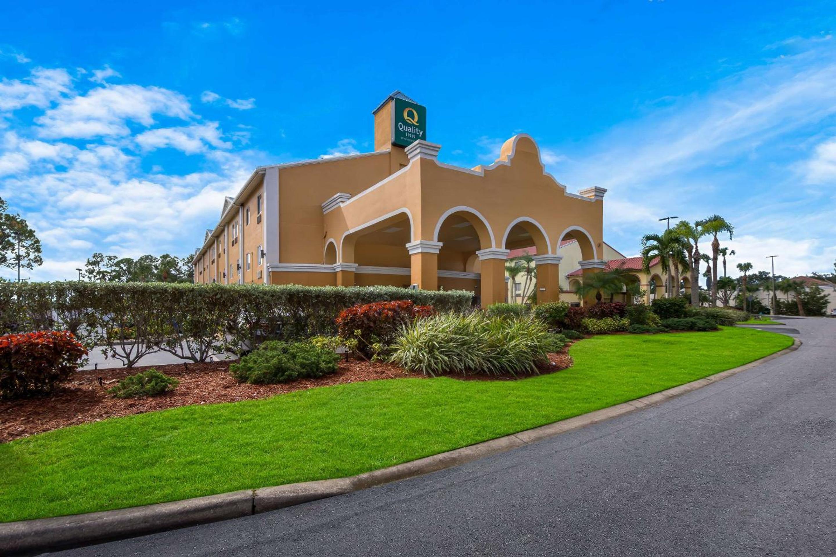 Quality Inn Sarasota I-75 - Property Image 10