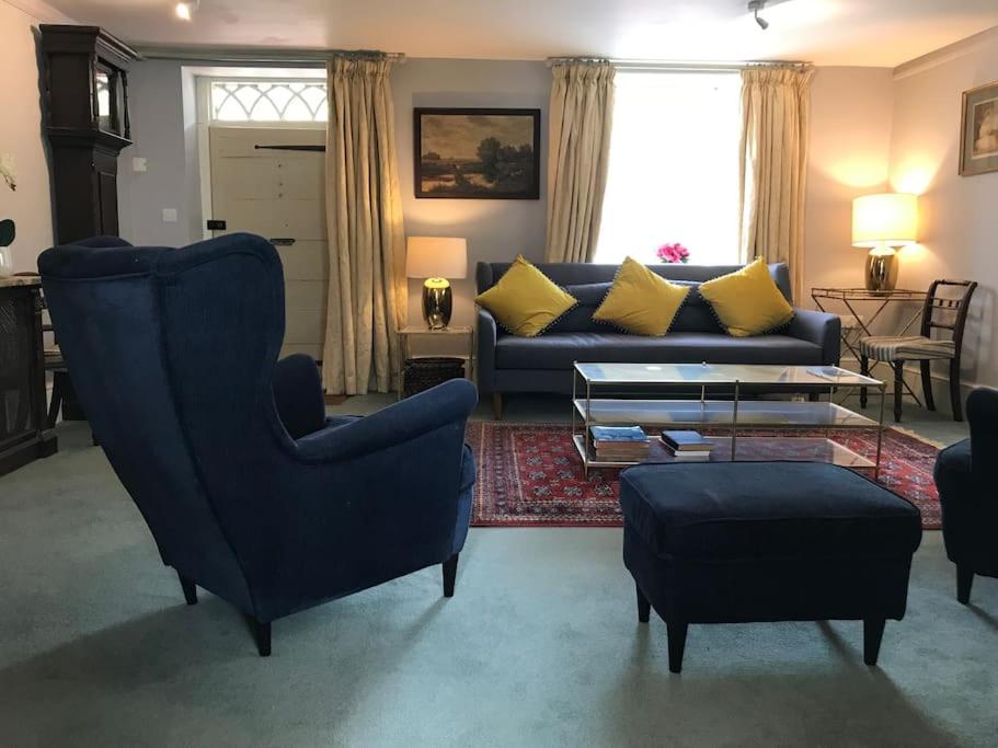 A gorgeous, two double bedroom, period cottage. view 2