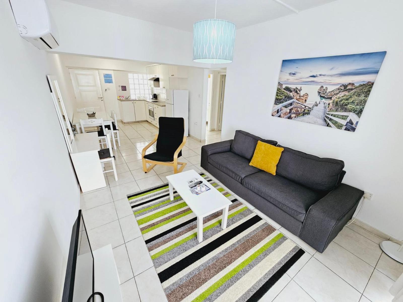 Stephanie City Apartments