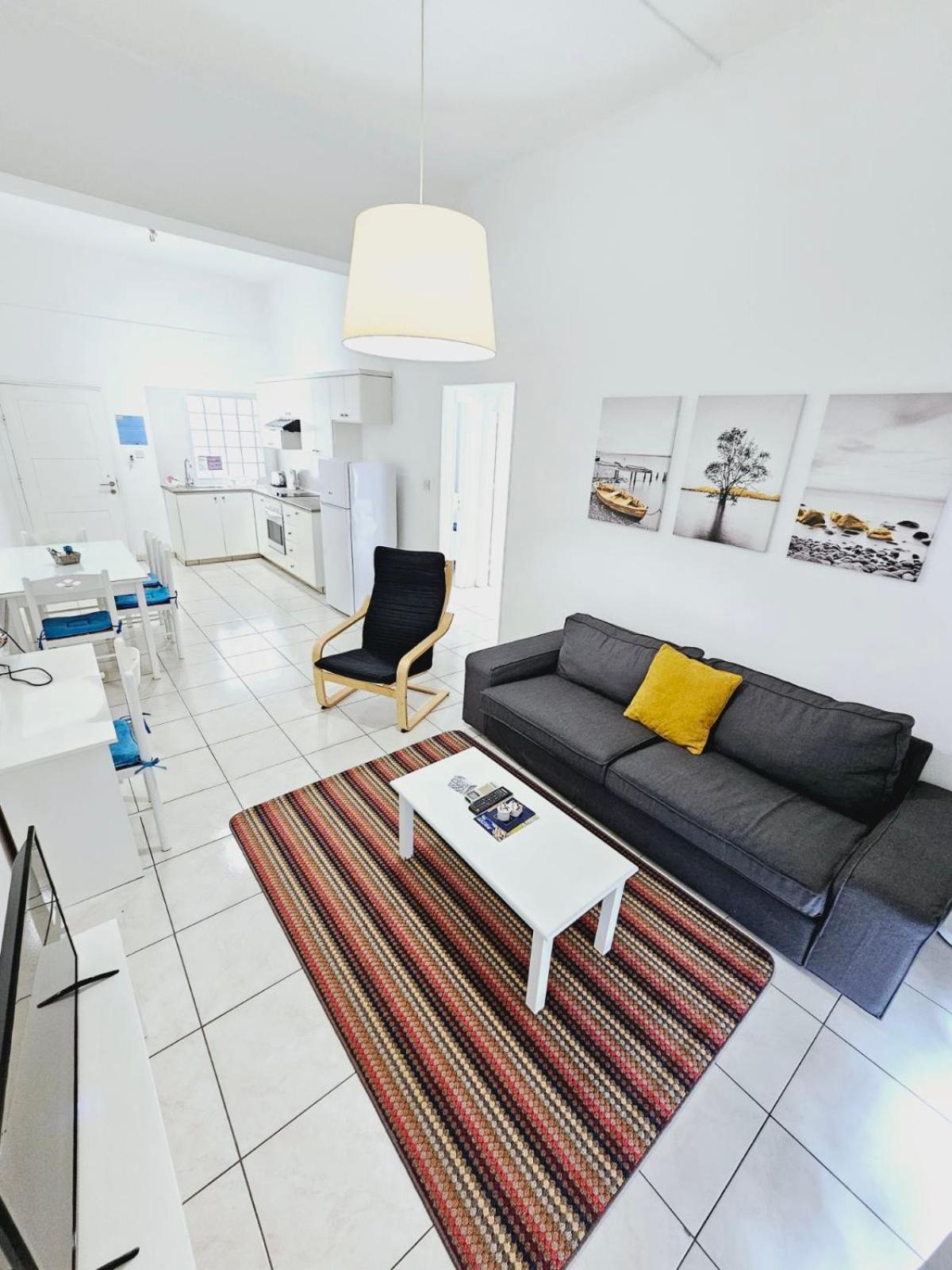 Stephanie City Apartments
