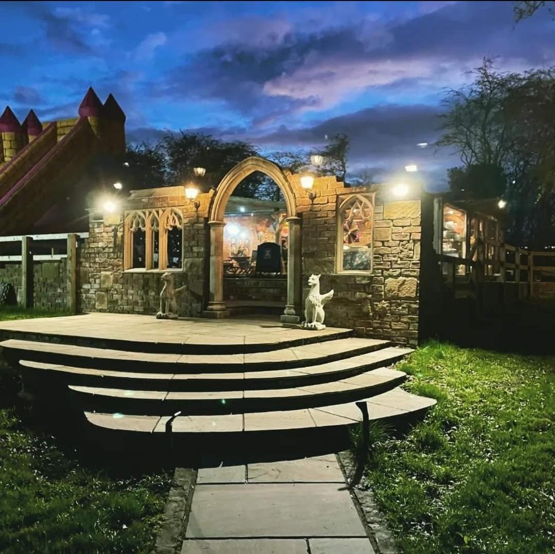 Burtree Country House Rooms with Secluded Hot Tubs view 3