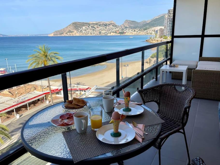 Beste Sicht auf Ifach, Hafen und Strand view 3