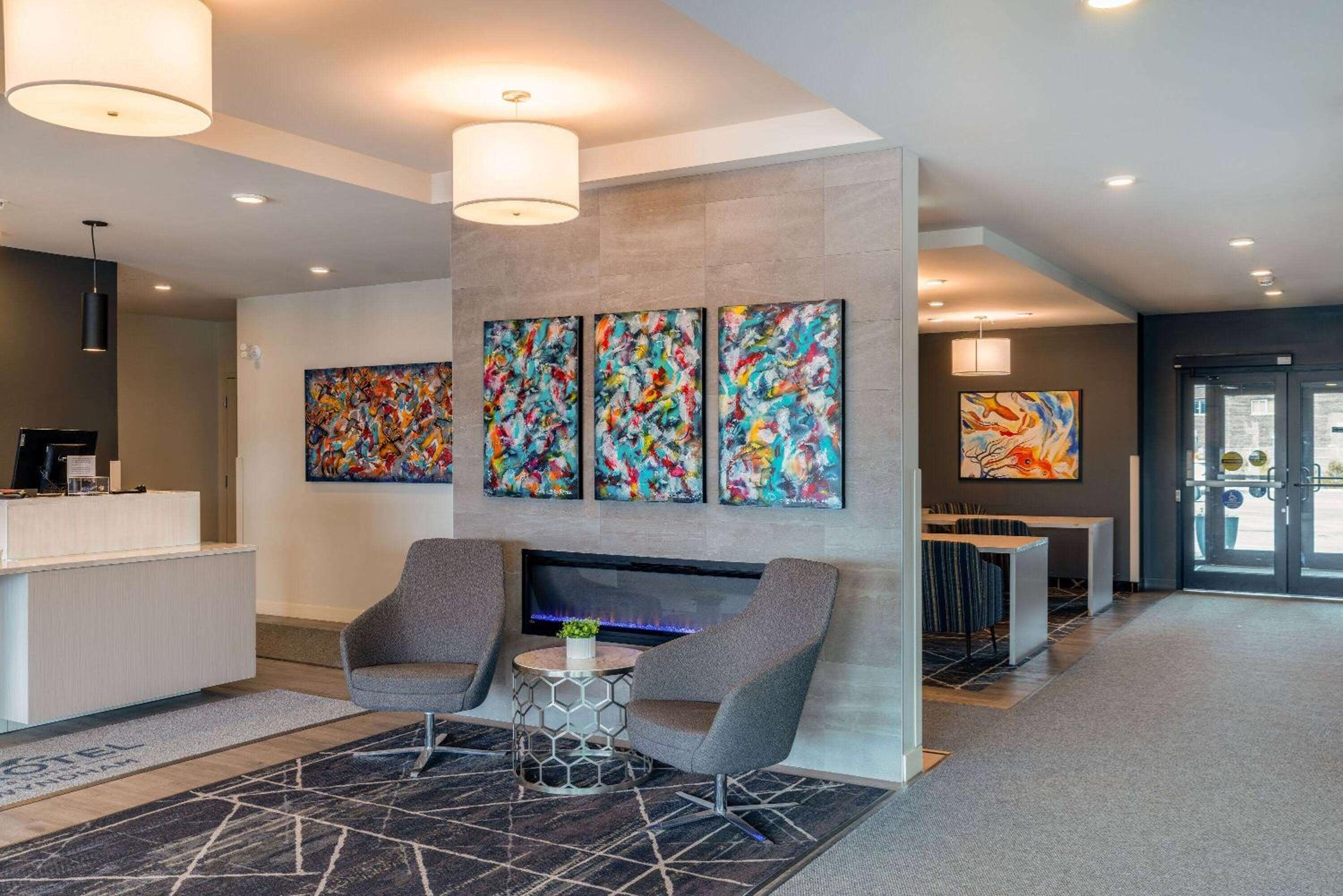 Microtel Inn  Suites Dorval QC - Property Image 11