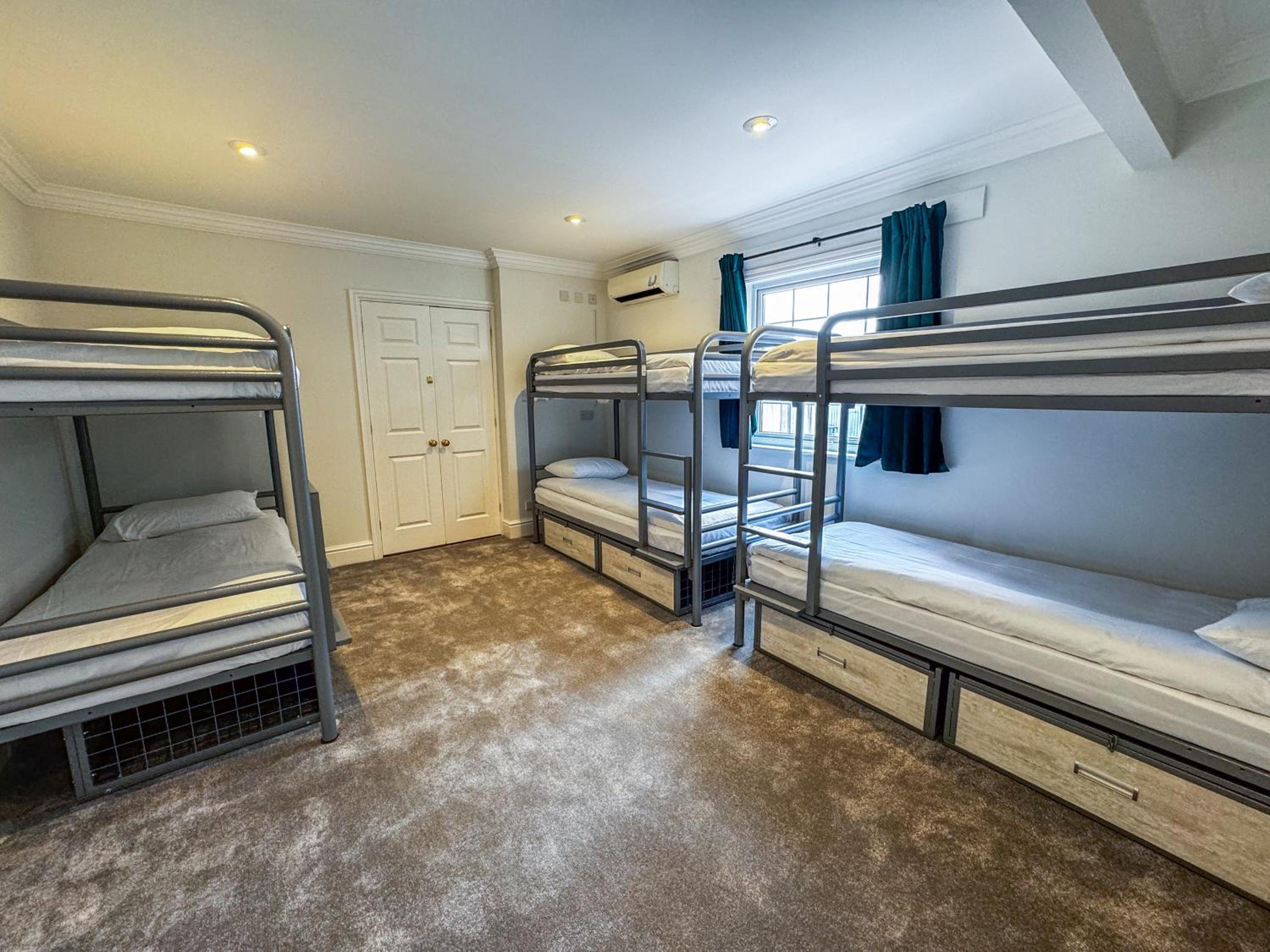 The Dawson Hostel - DUBLIN