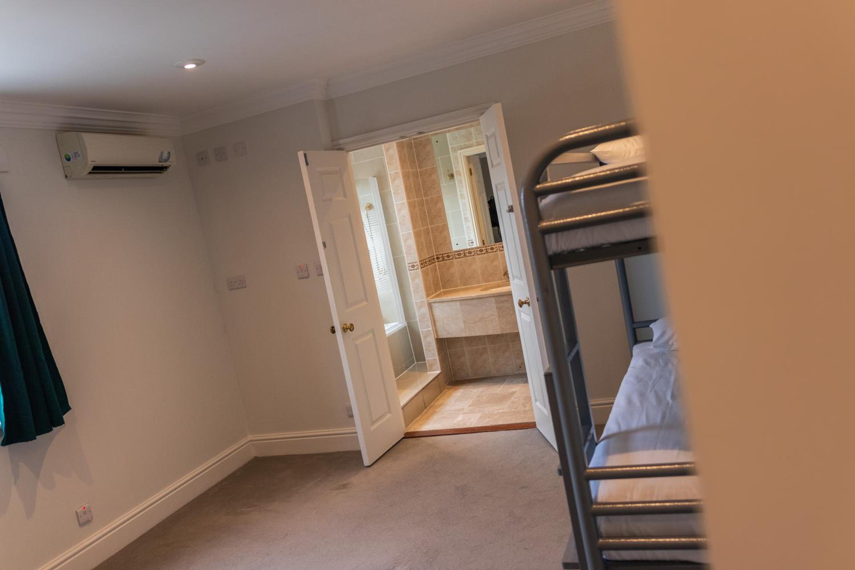 The Dawson Hostel - DUBLIN
