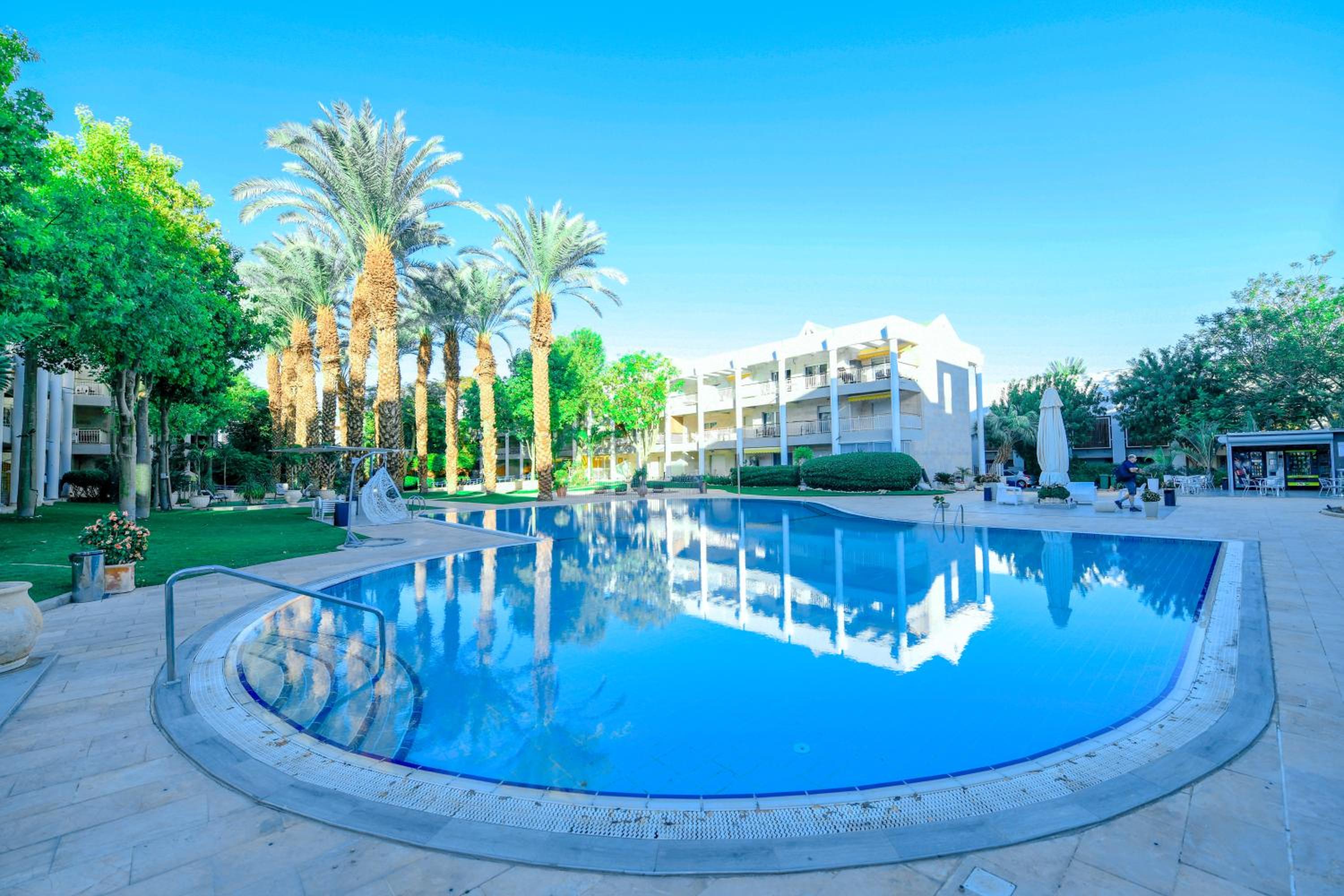 YalaRent Royal Park Resort Studio Apartments view 5
