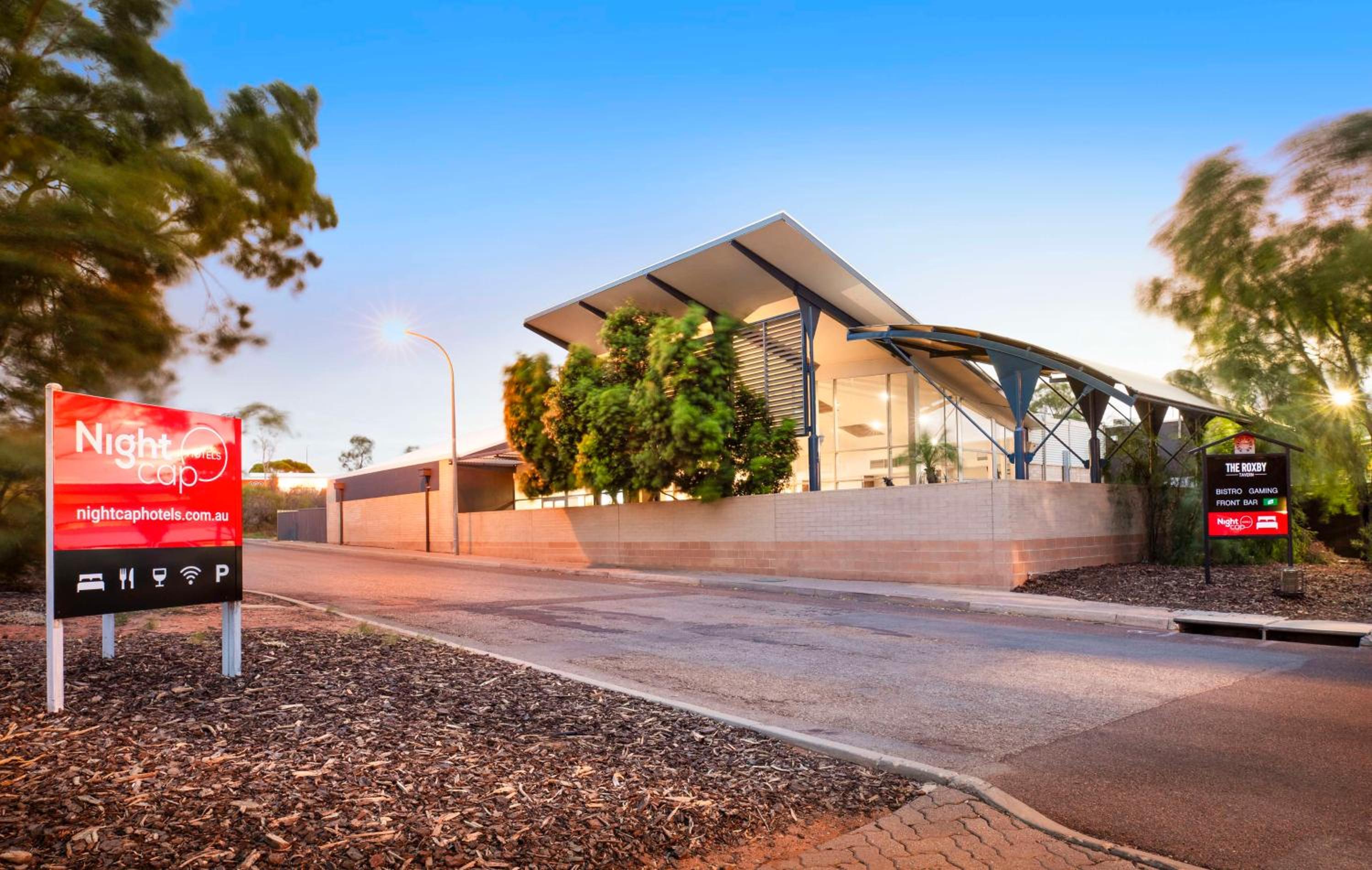 Nightcap at Roxby Downs