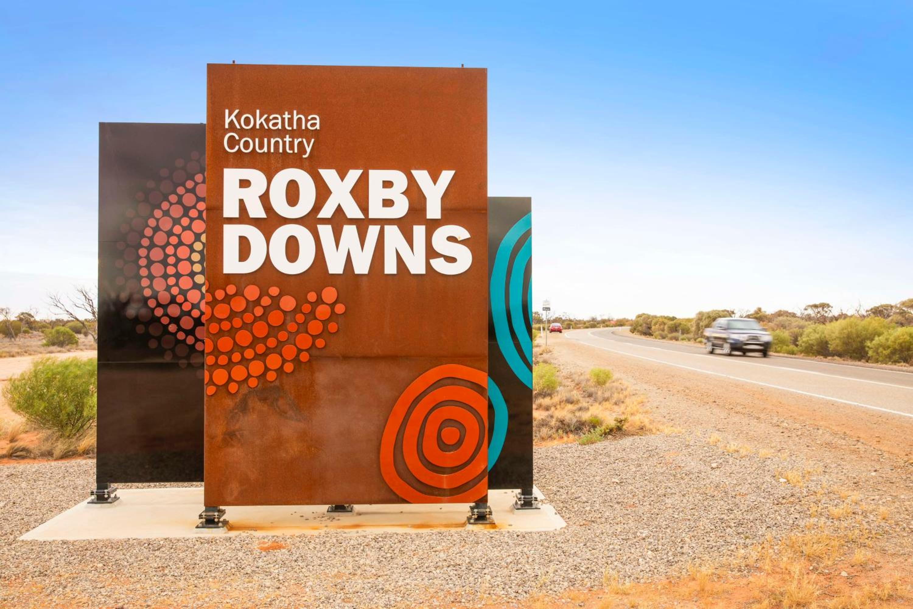 Nightcap at Roxby Downs