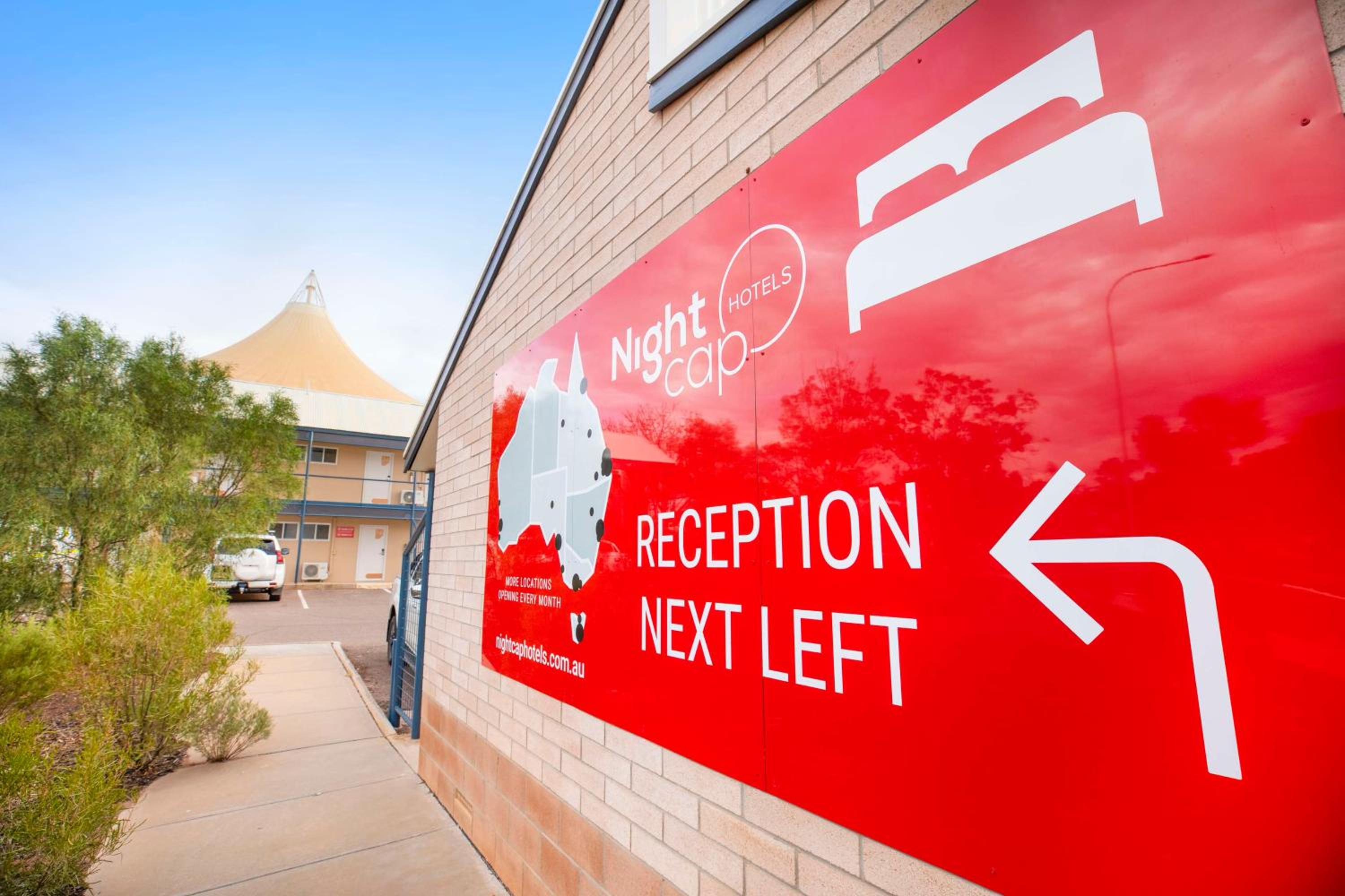 Nightcap at Roxby Downs