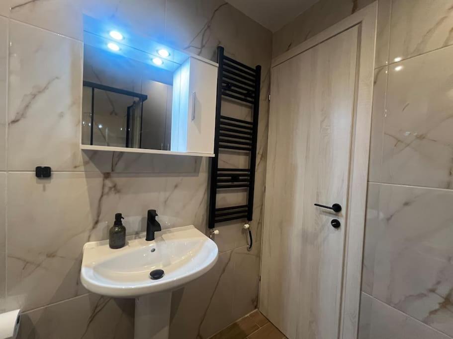 Ladadika Fine Living