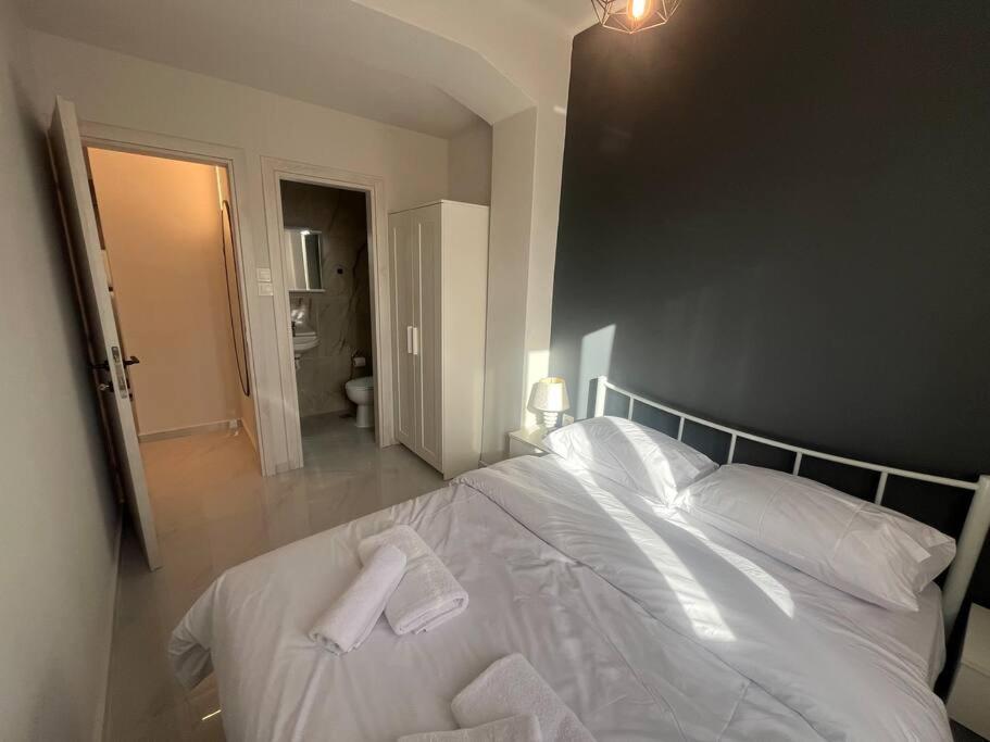 Ladadika Fine Living