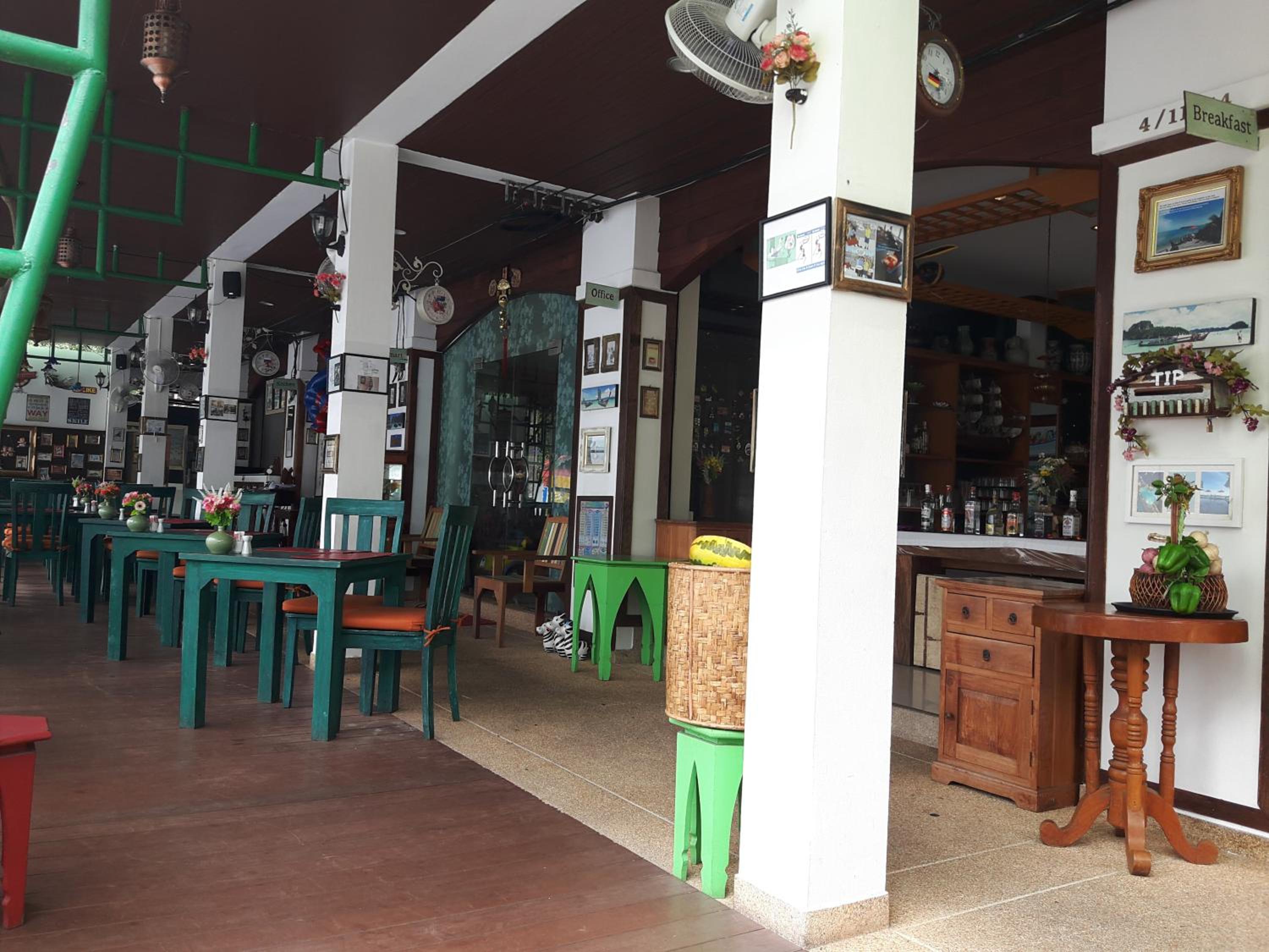 Bhundhari Chaweng Beach Resort Koh Samui - SHA Plus