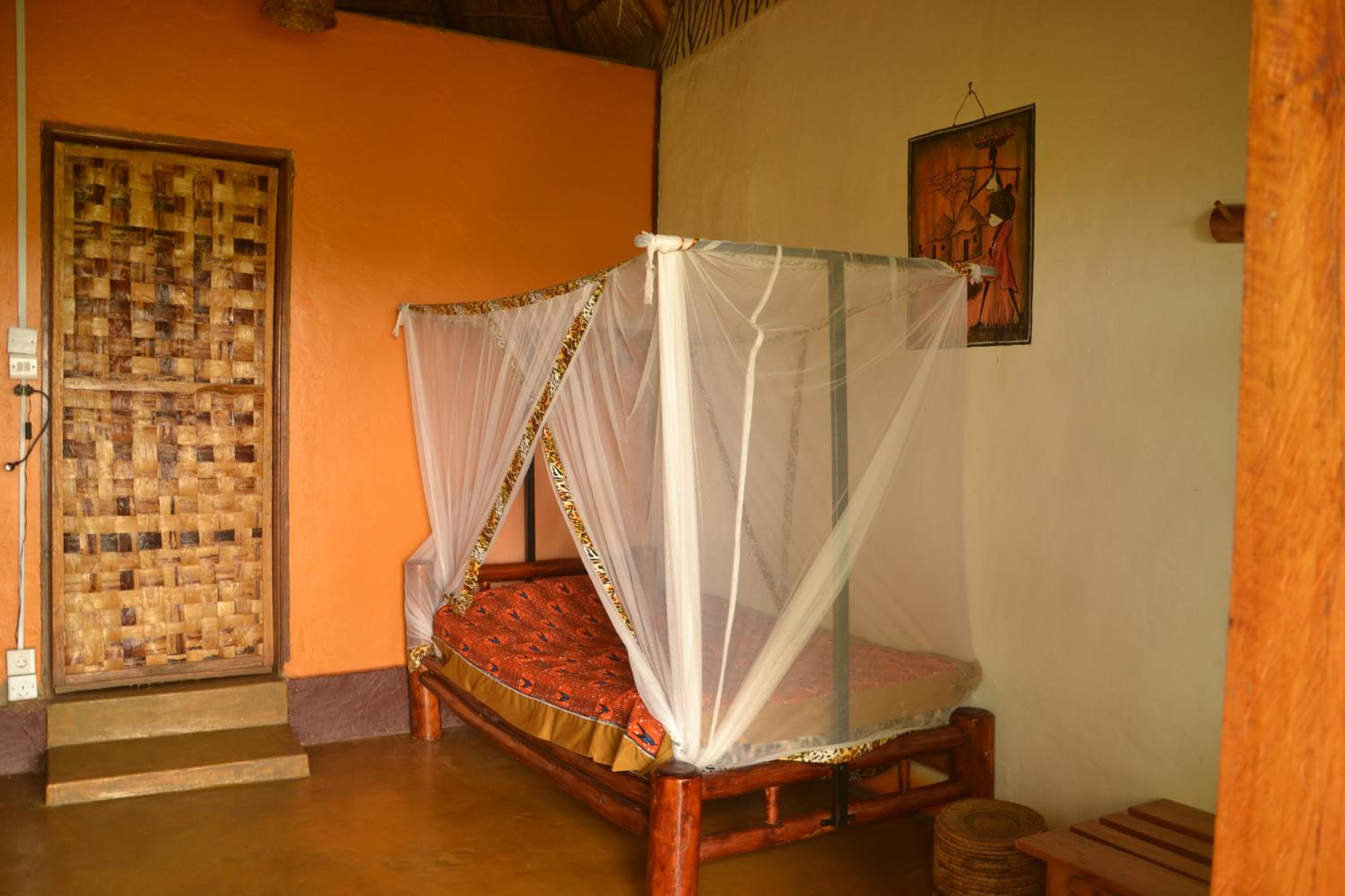Pumba Safari Cottages