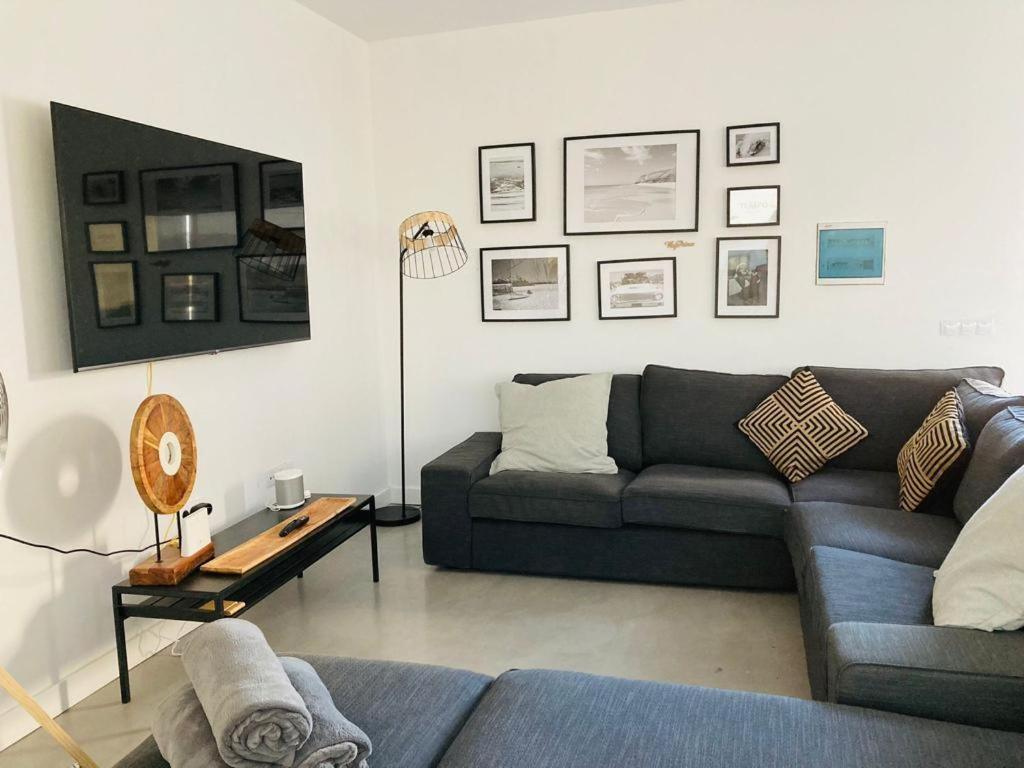 Villa TEMPO Stylish 3 bedroom villa with pool view 4