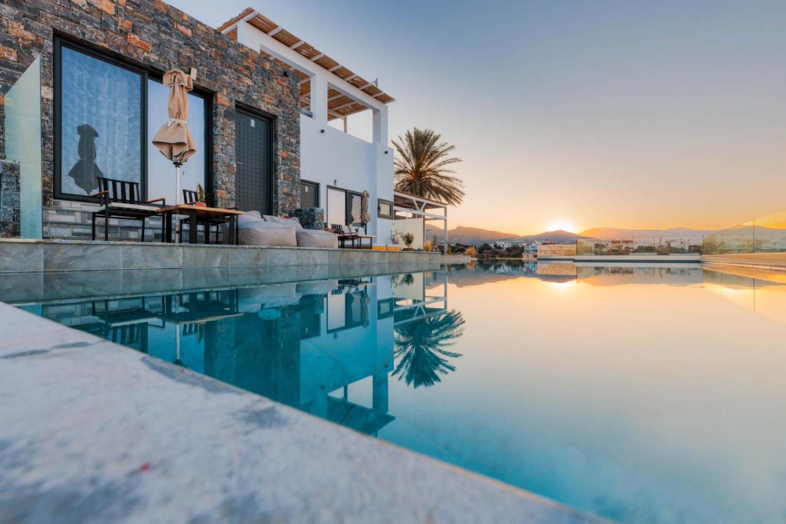 Plakakia Luxury Apartments