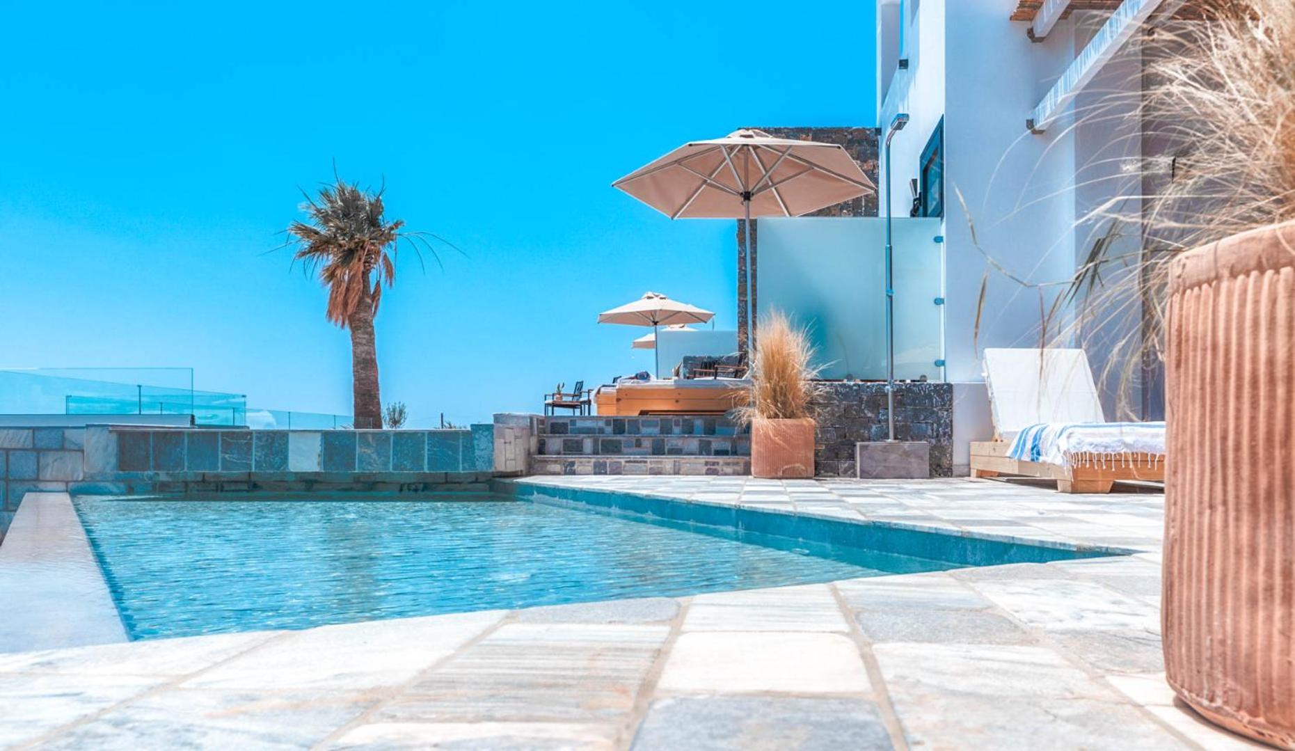 Plakakia Luxury Apartments