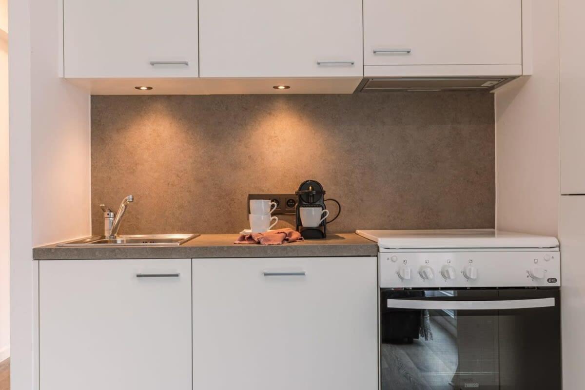 Sunny apartment in Knokke-Heist with big terrace view 4