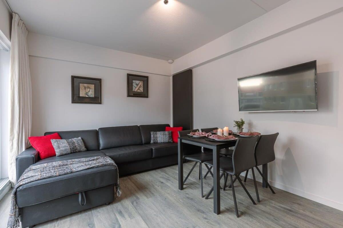 Sunny apartment in Knokke-Heist with big terrace view 5