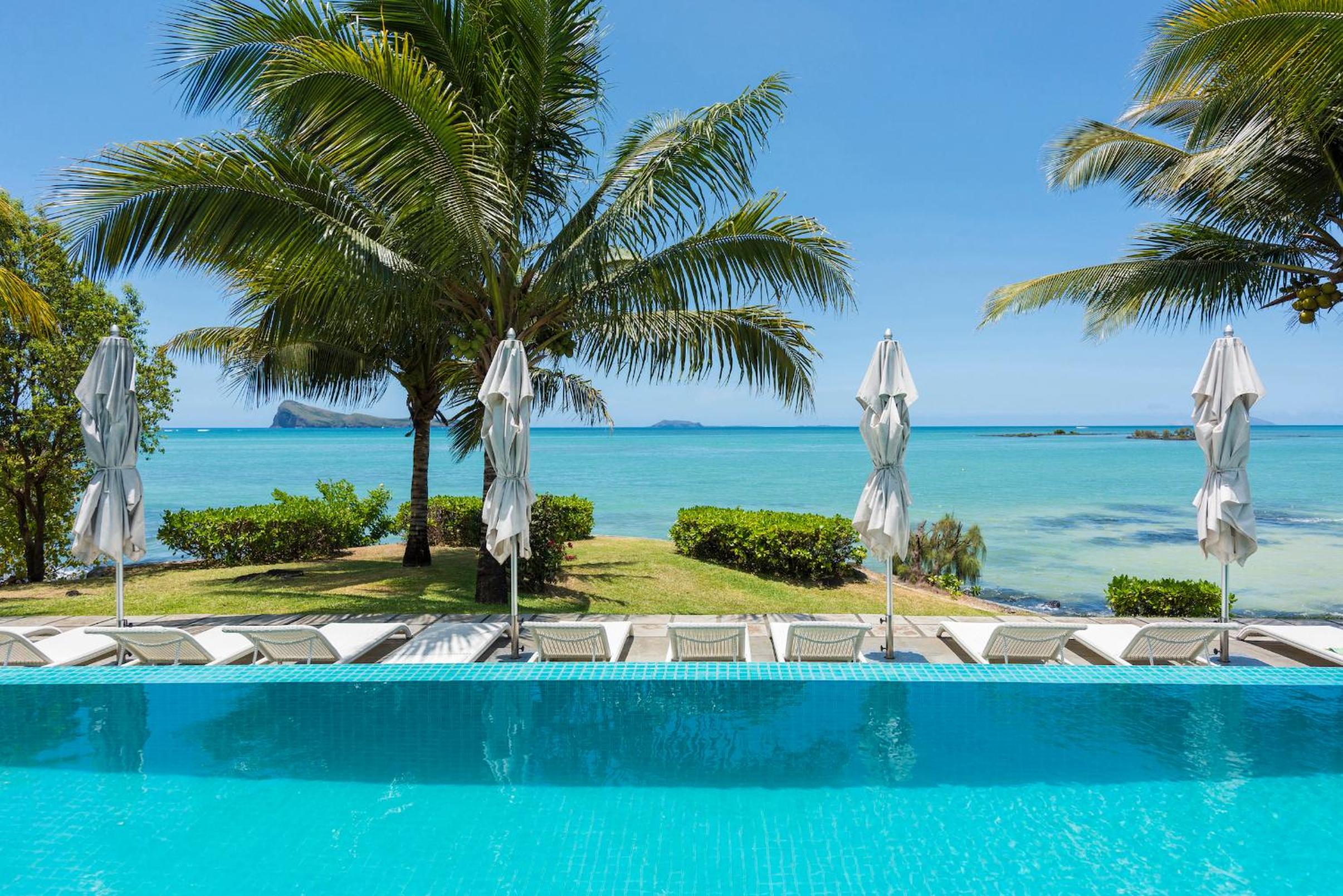 Hotel Seafront apt breathtaking view in Cap Malheureux - Image 1