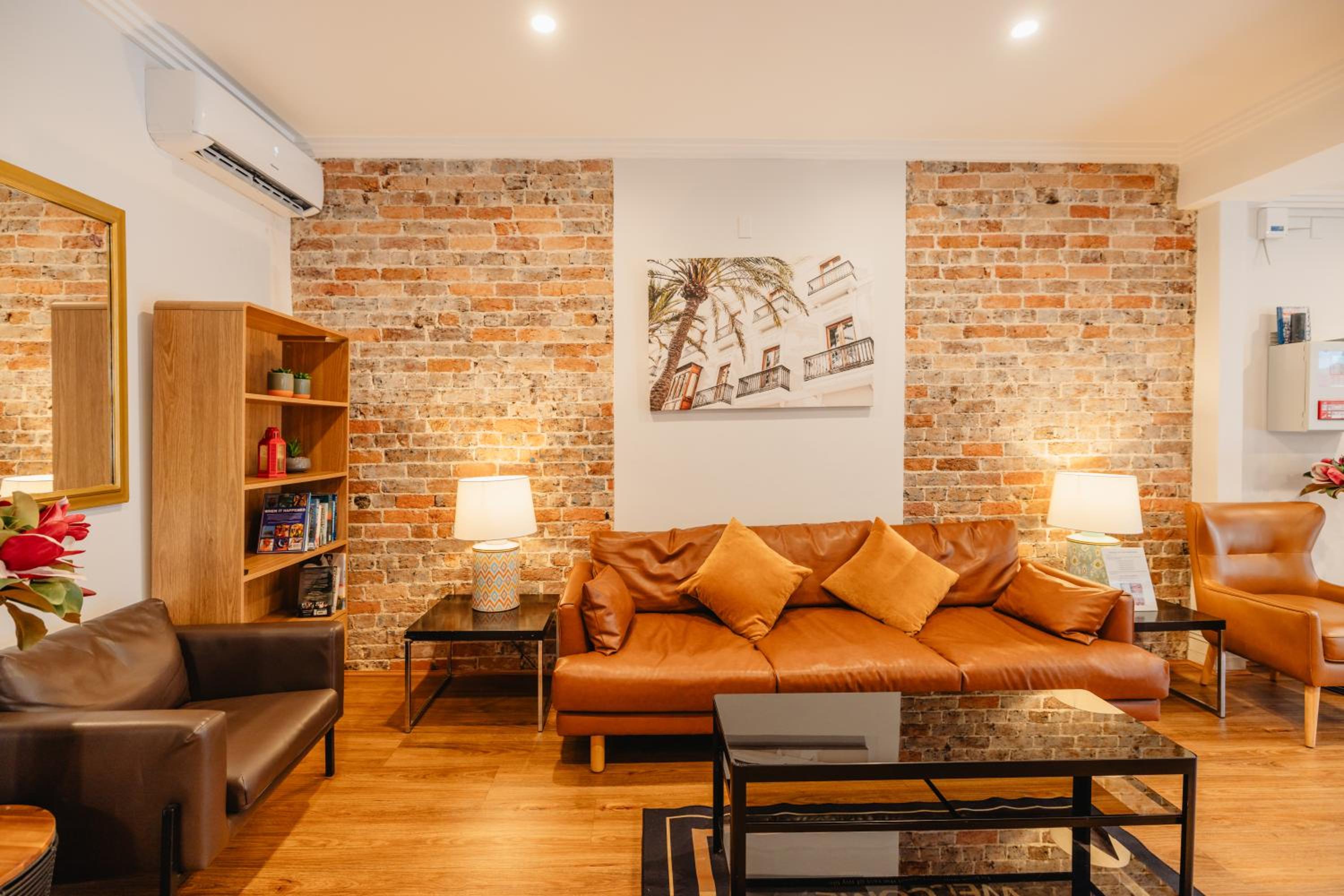 Newtown Cozy Stays-2