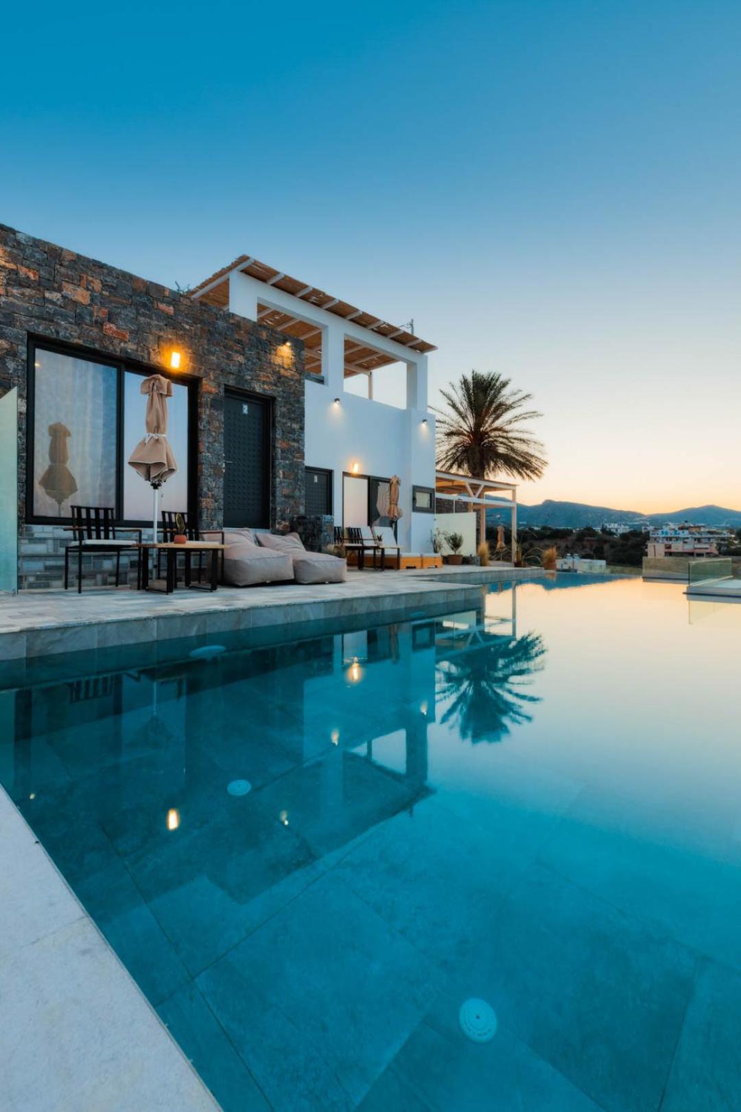 Plakakia Luxury Apartments