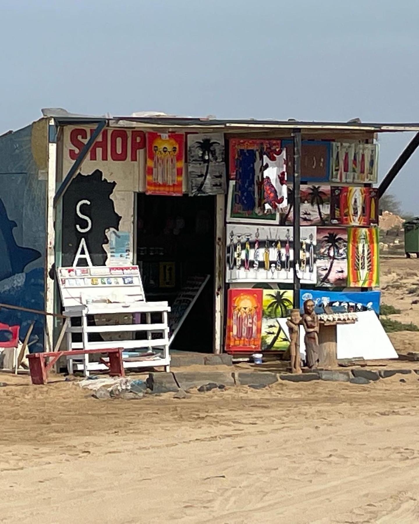 Private surf house & garden, v near beach & town