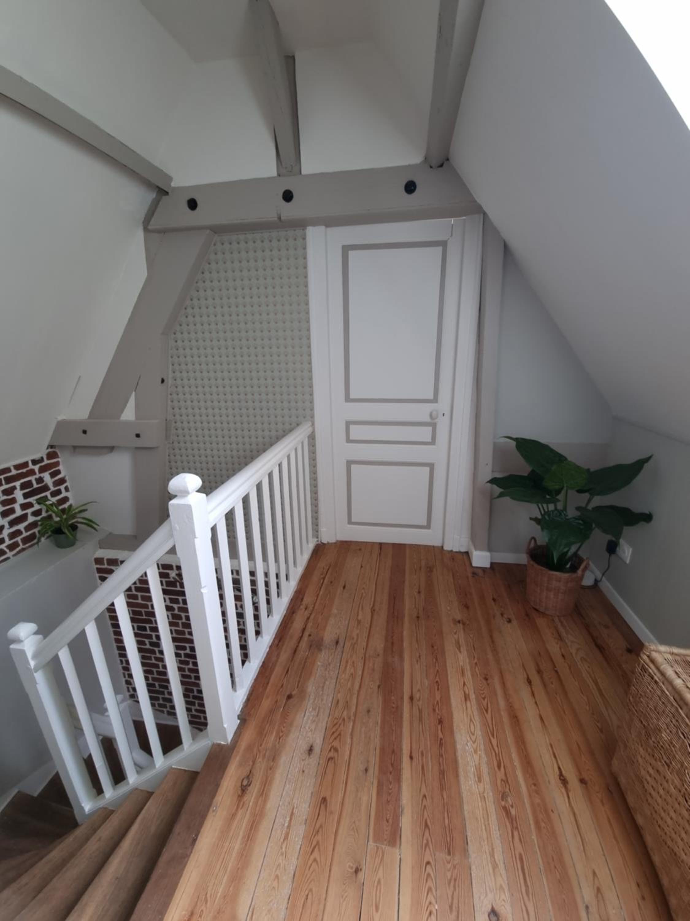 Logement entier indépendant- 2 à 4 pers - Parking clos - Terrasse
