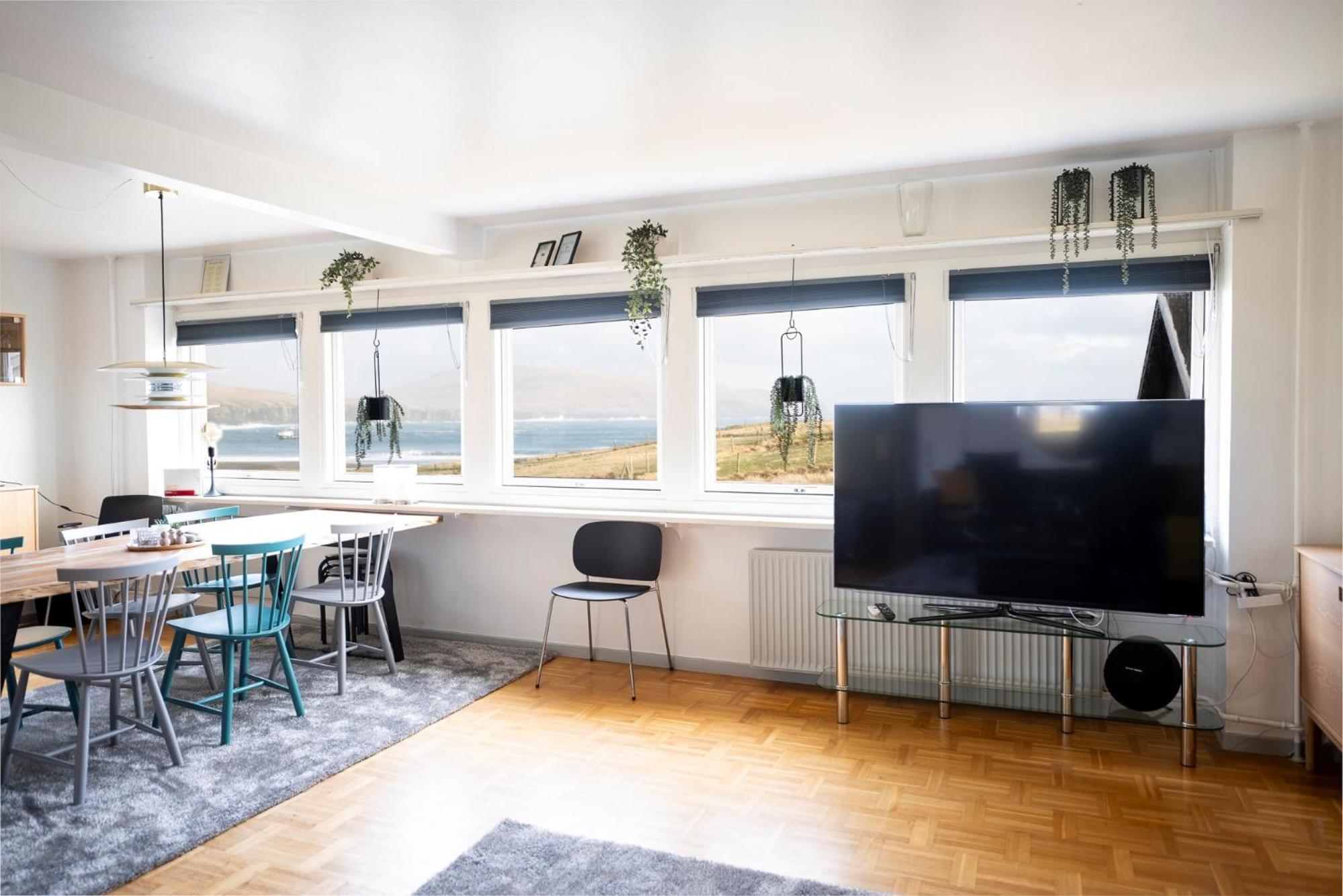 The Old Sherrif's House - Family Friendly - Beach view 3