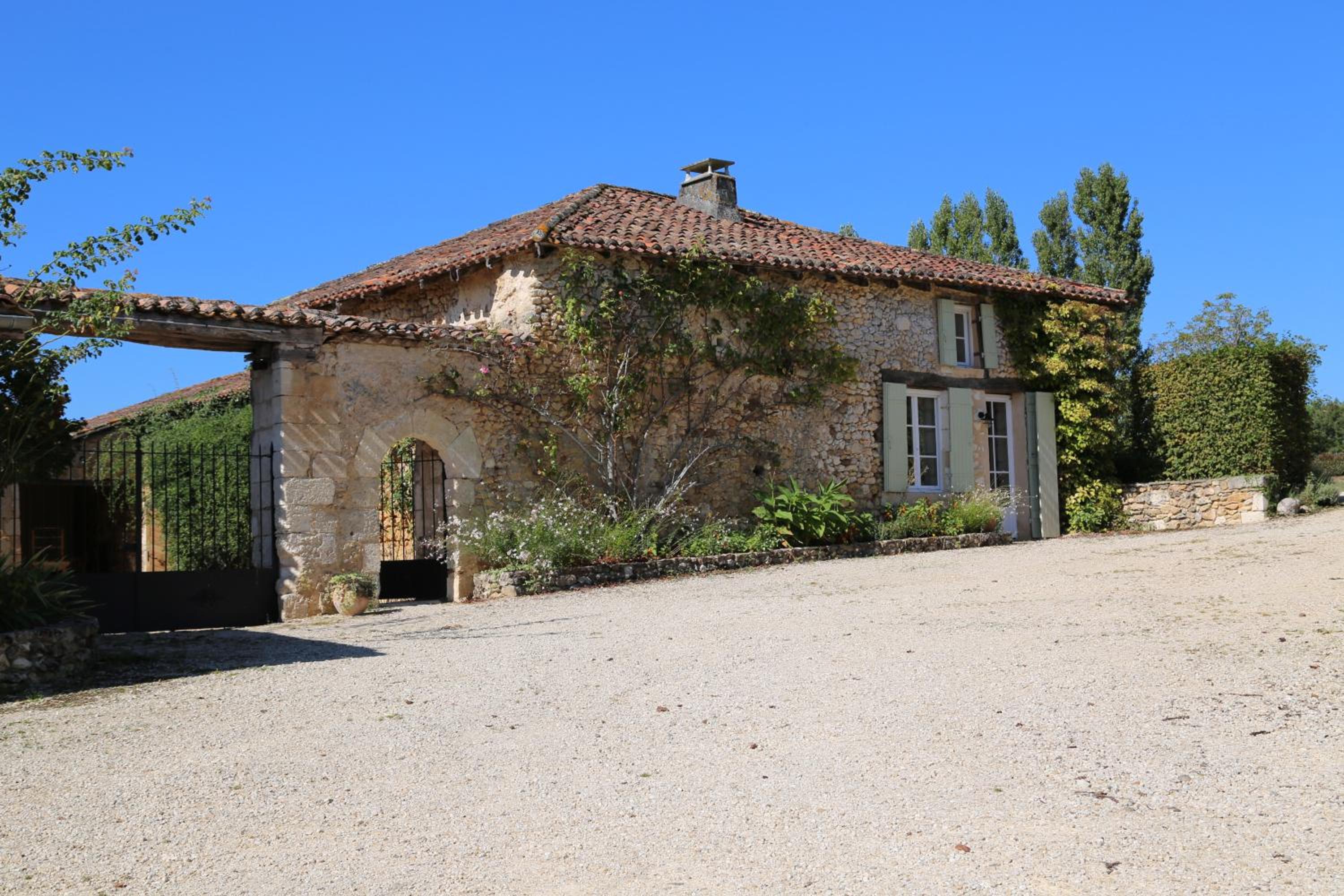 Photo 18