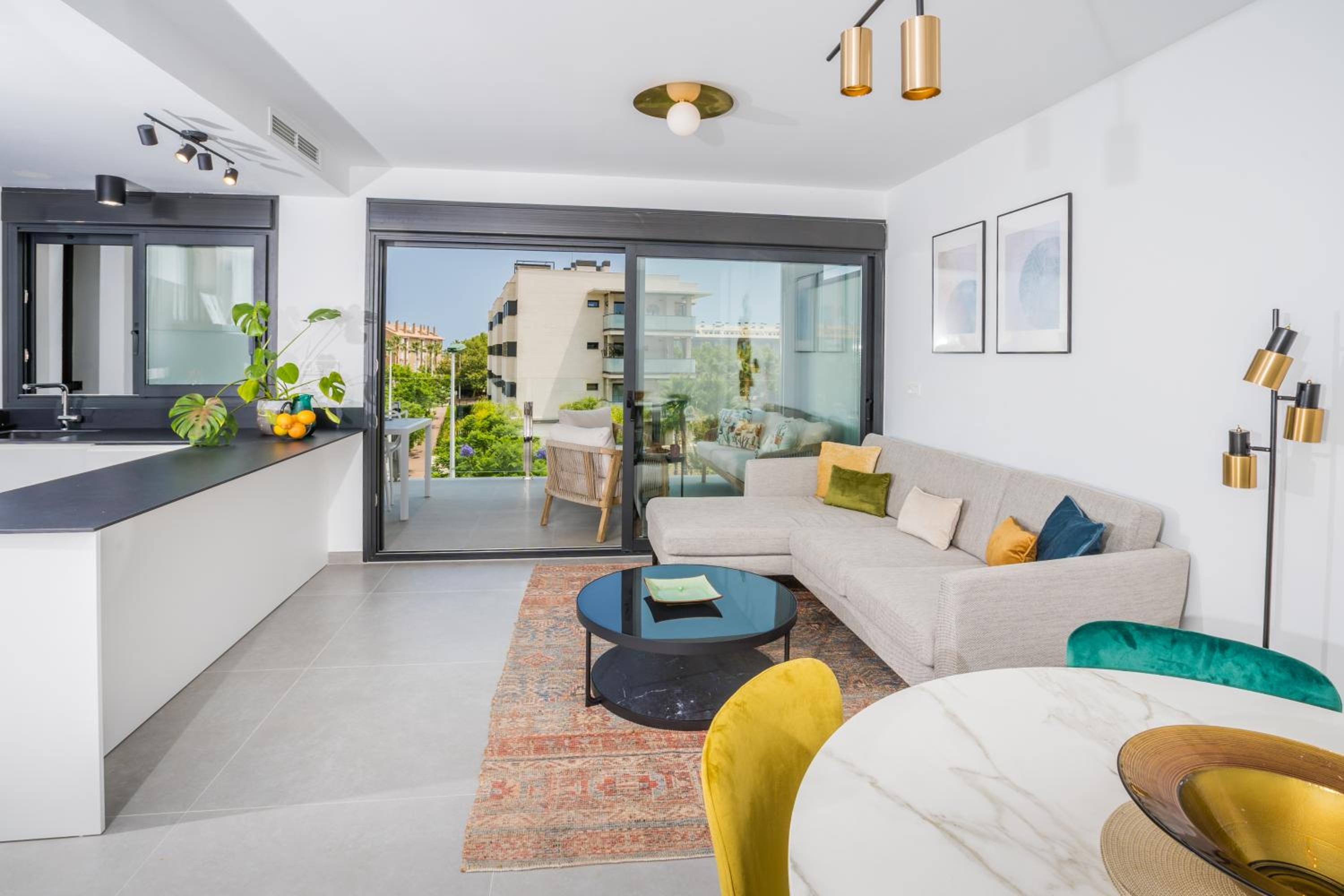 Prime Spanish Holidays - Rennes Arenal Playa Apartments