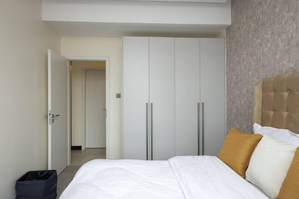 Contemporary apartment at Lemac