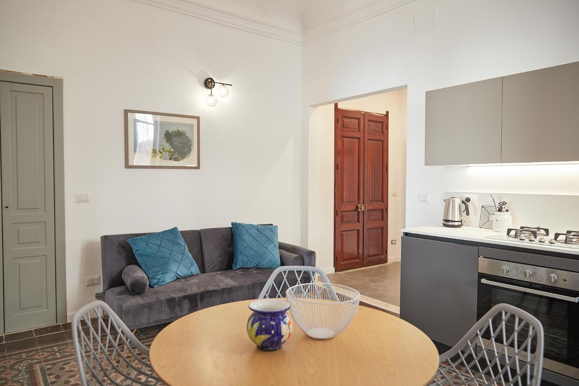 Lungomare DOrtigia Suite view 3