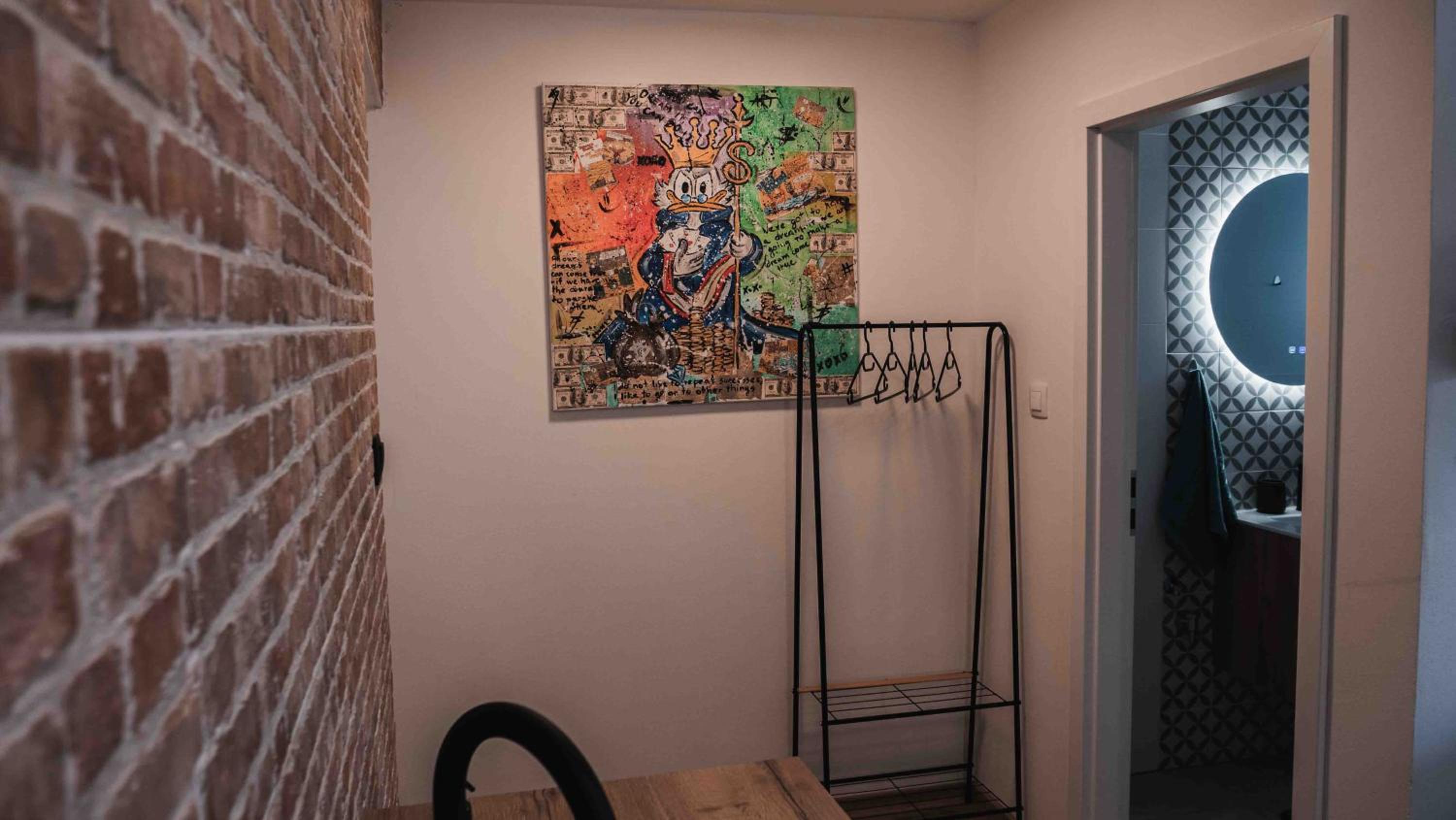 Photo 12