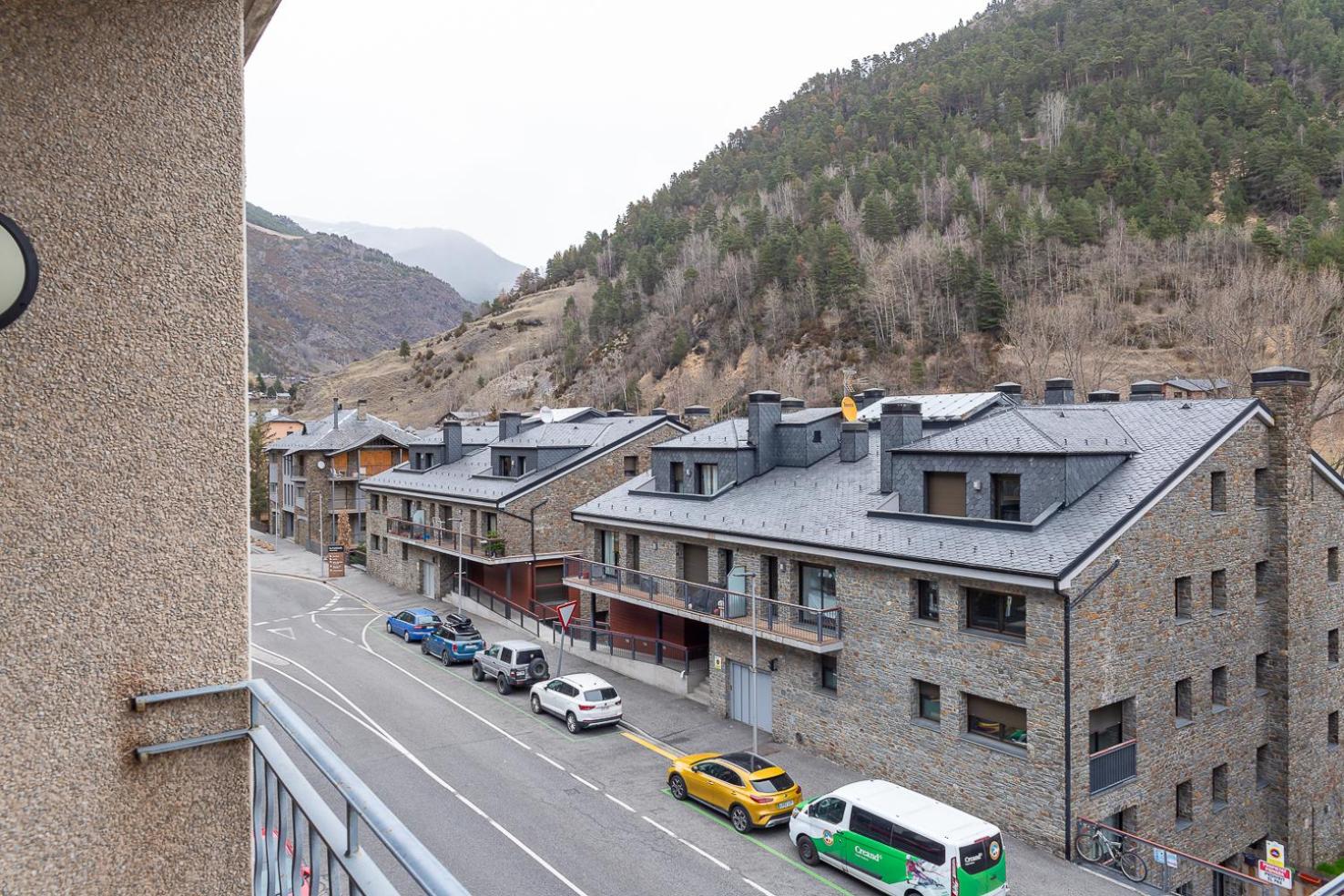 Gran Balcón con Vistas I Amplio 3 Hab cerca Ordino I AndBnB