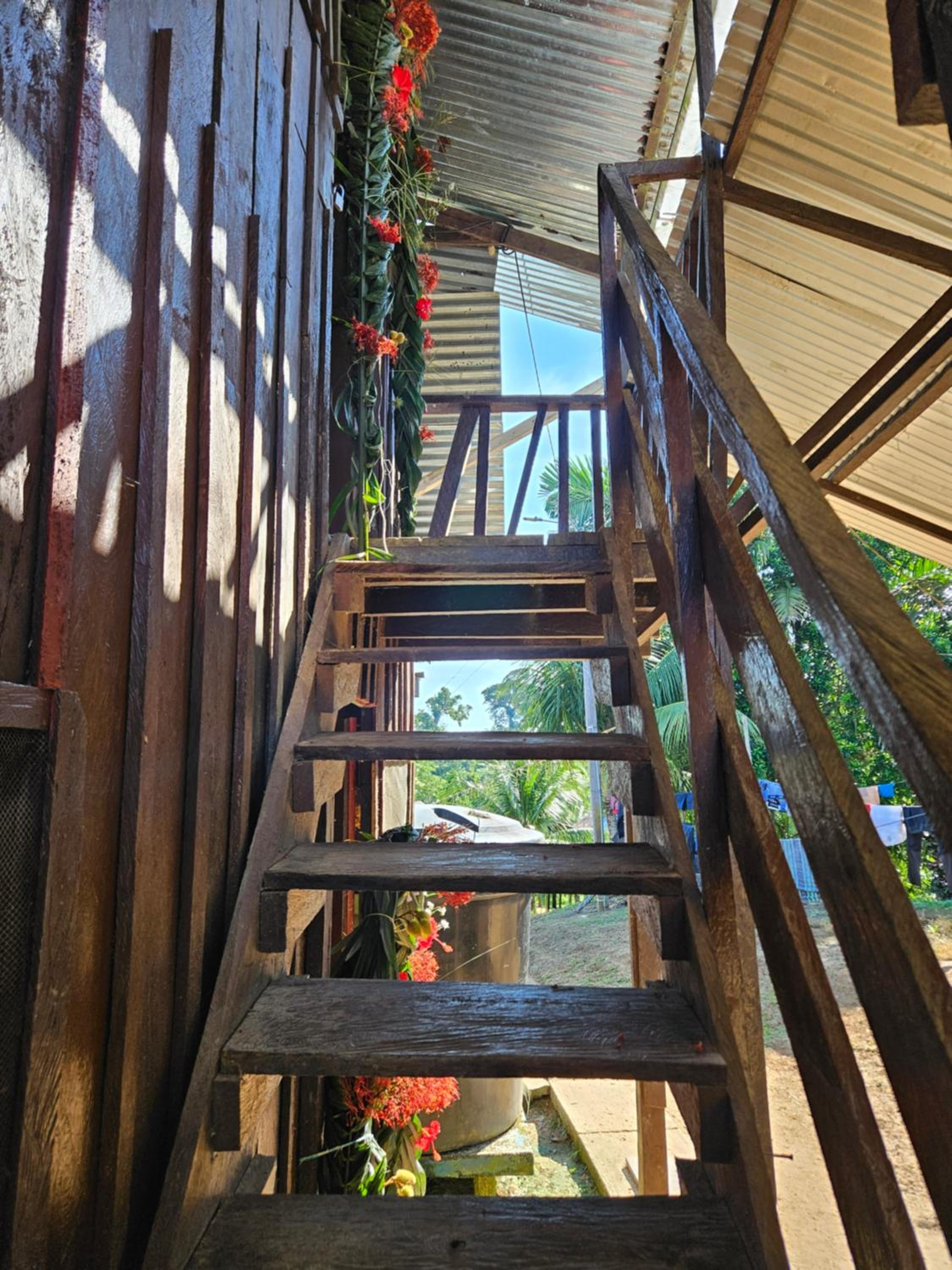 Amazon Jungle lodge -Experencia Indigena Yagua