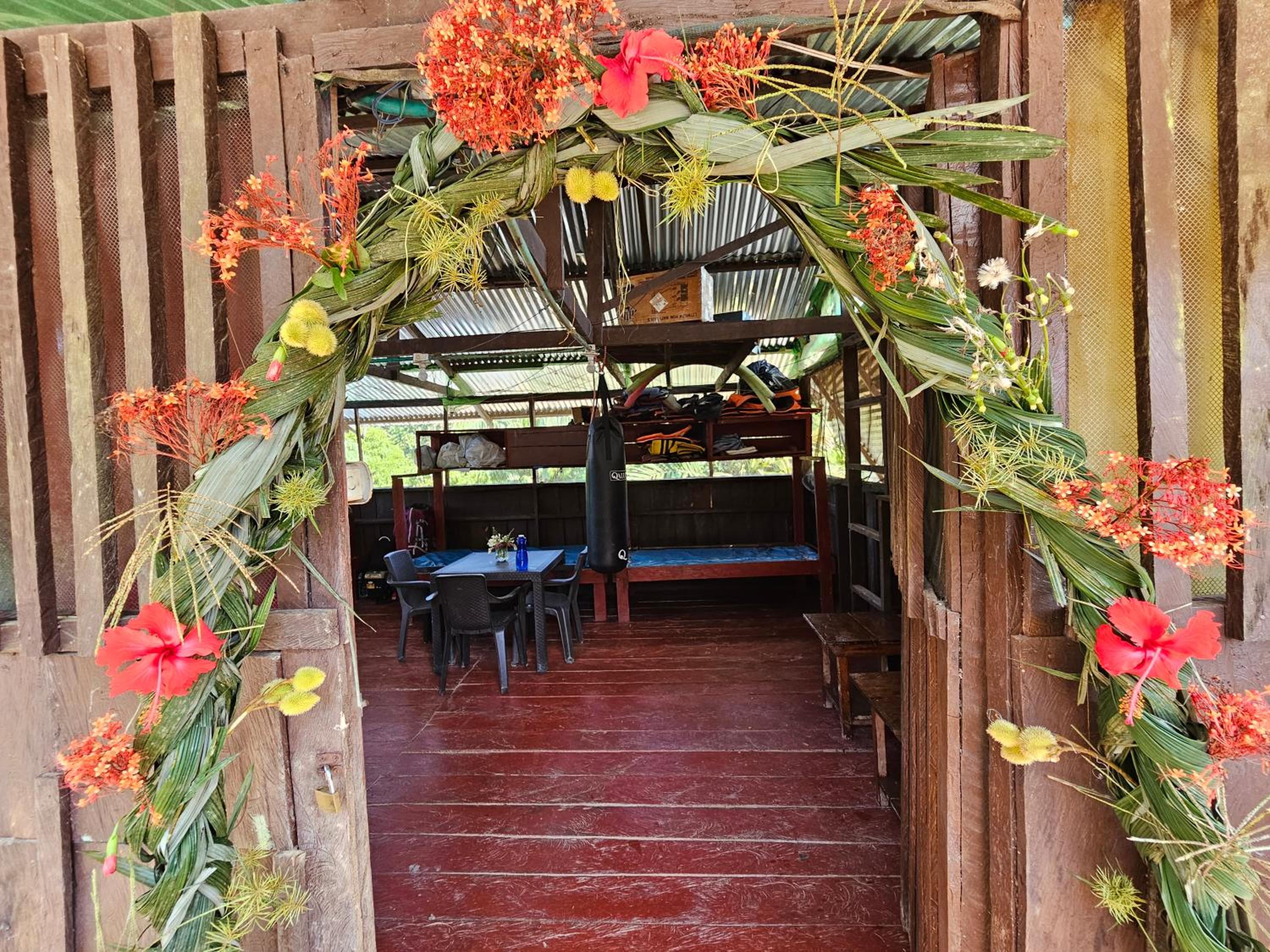 Amazon Jungle lodge -Experencia Indigena Yagua
