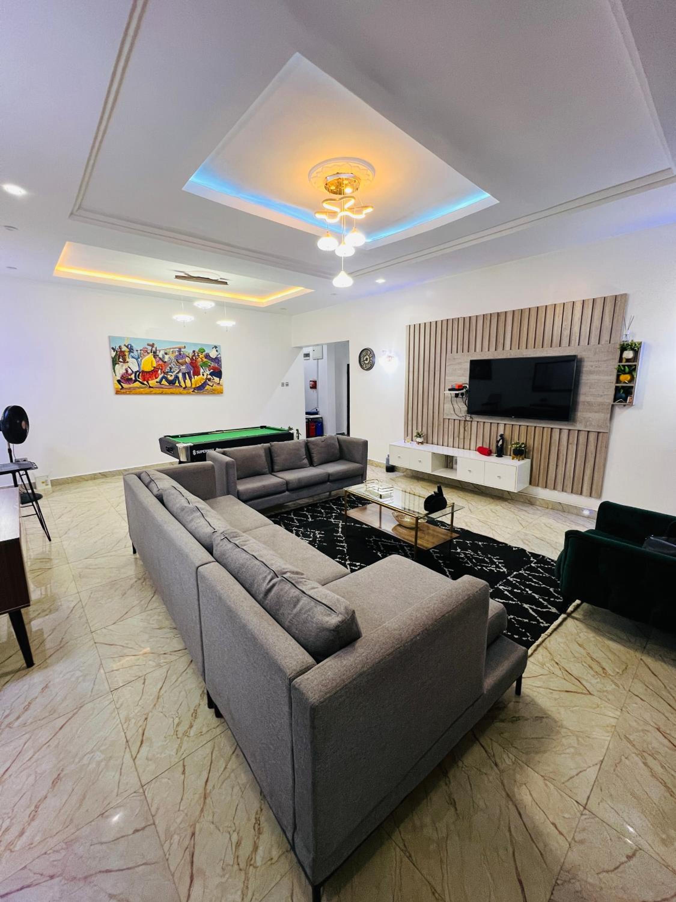 Stylez Apartment