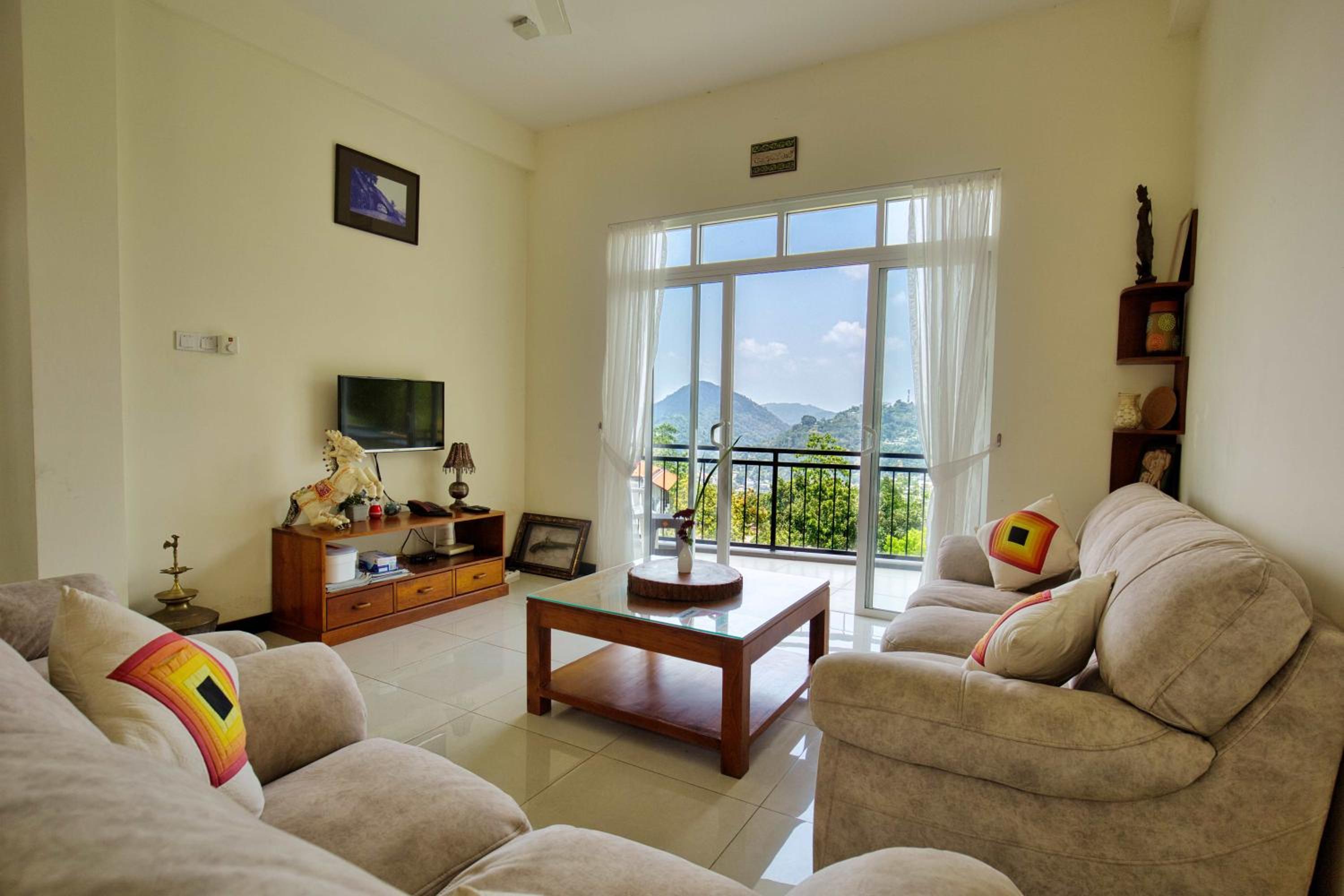 Amandara Hills Kandy view 4