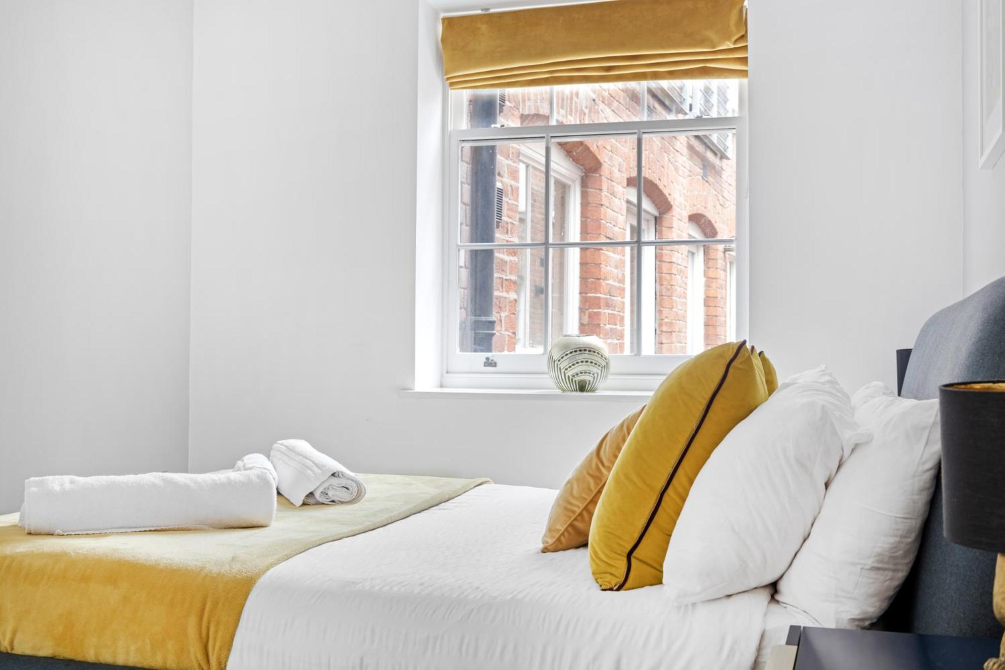 Luxury 1 Bedroom Lace Market Apartment