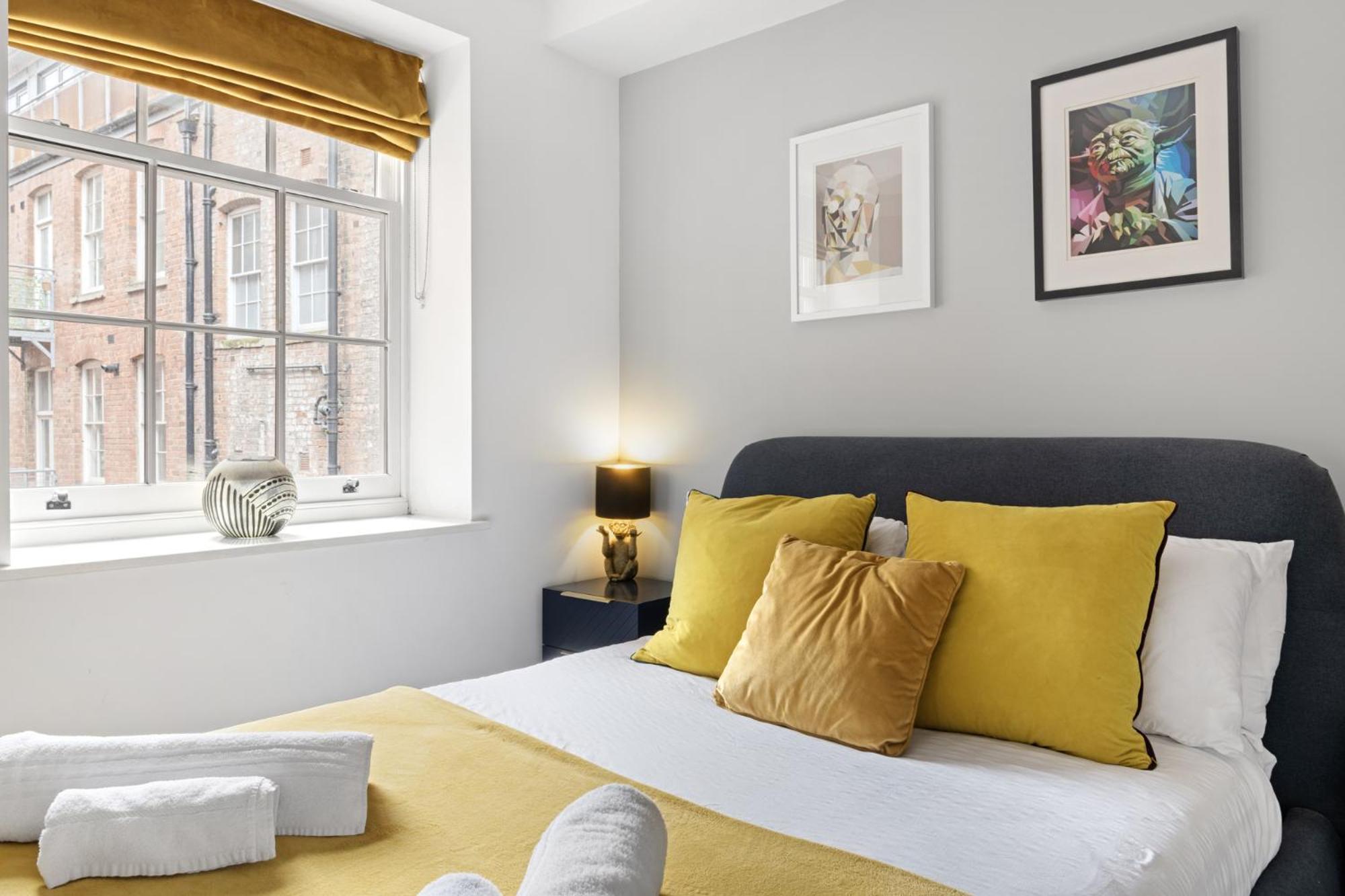 Luxury 1 Bedroom Lace Market Apartment