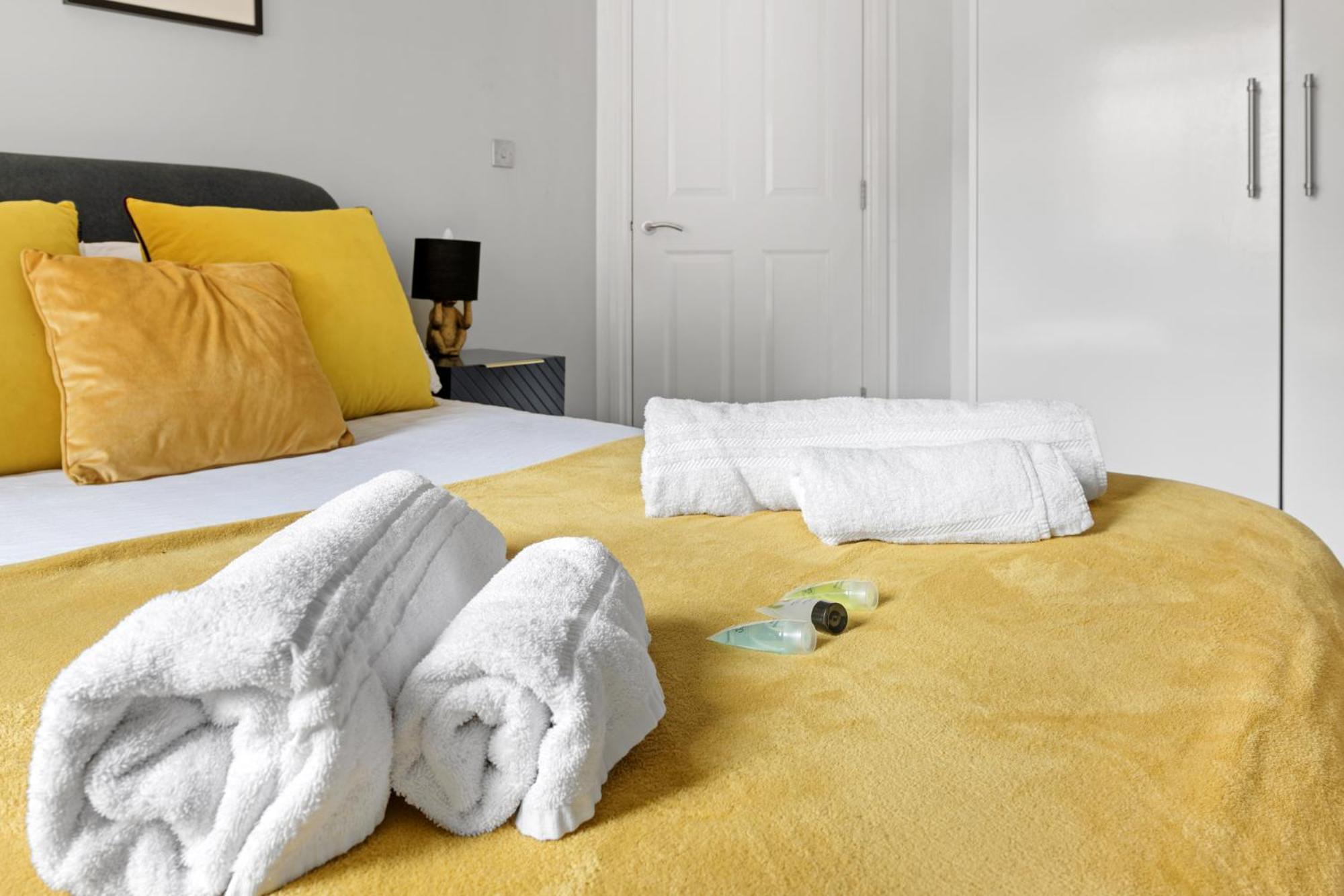 Luxury 1 Bedroom Lace Market Apartment