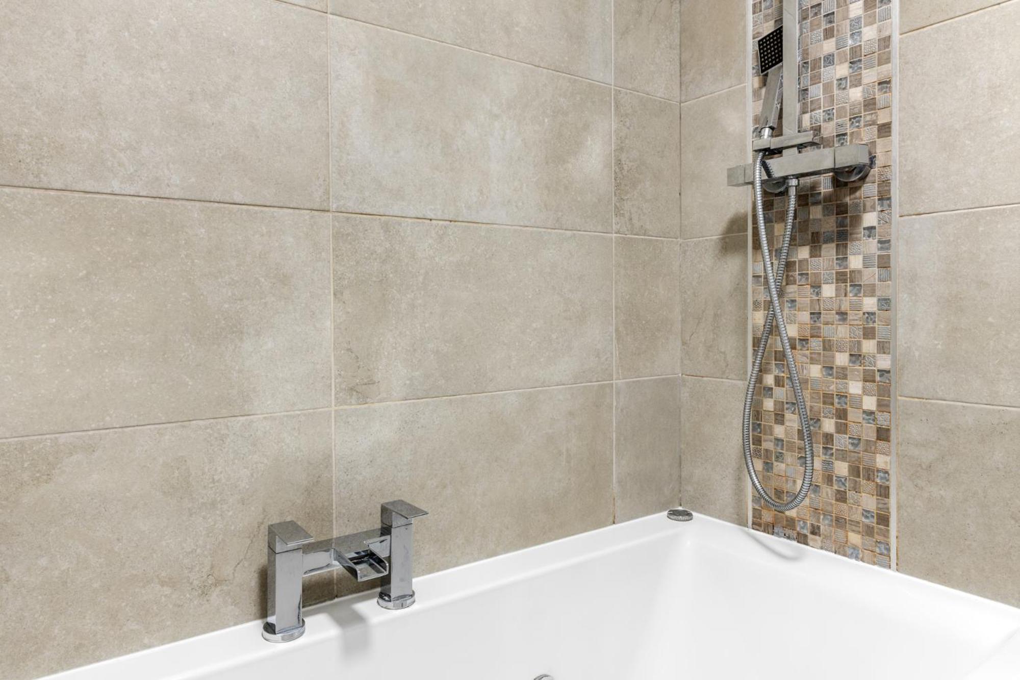 Luxury 1 Bedroom Lace Market Apartment