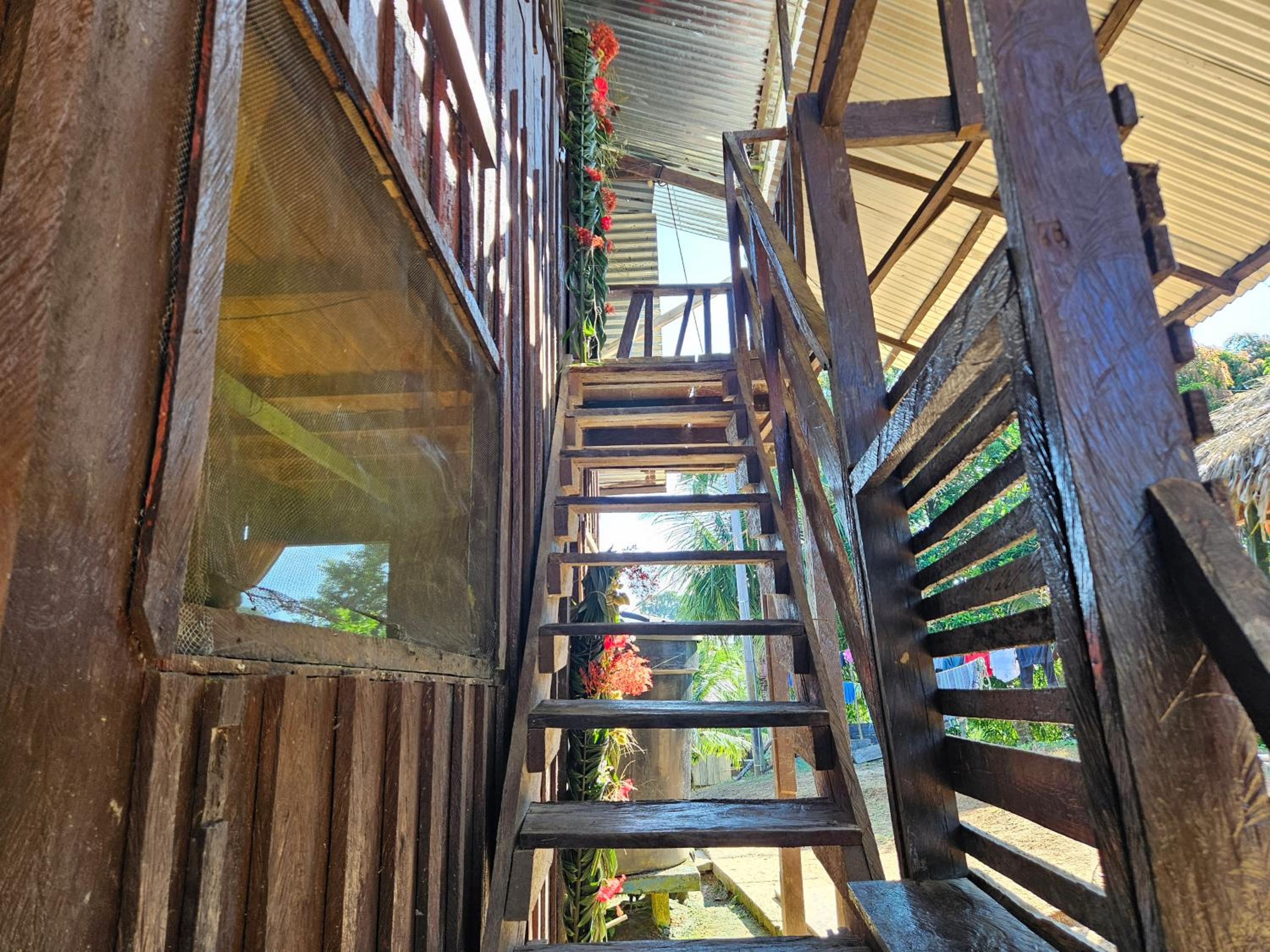 Amazon Jungle lodge -Experencia Indigena Yagua