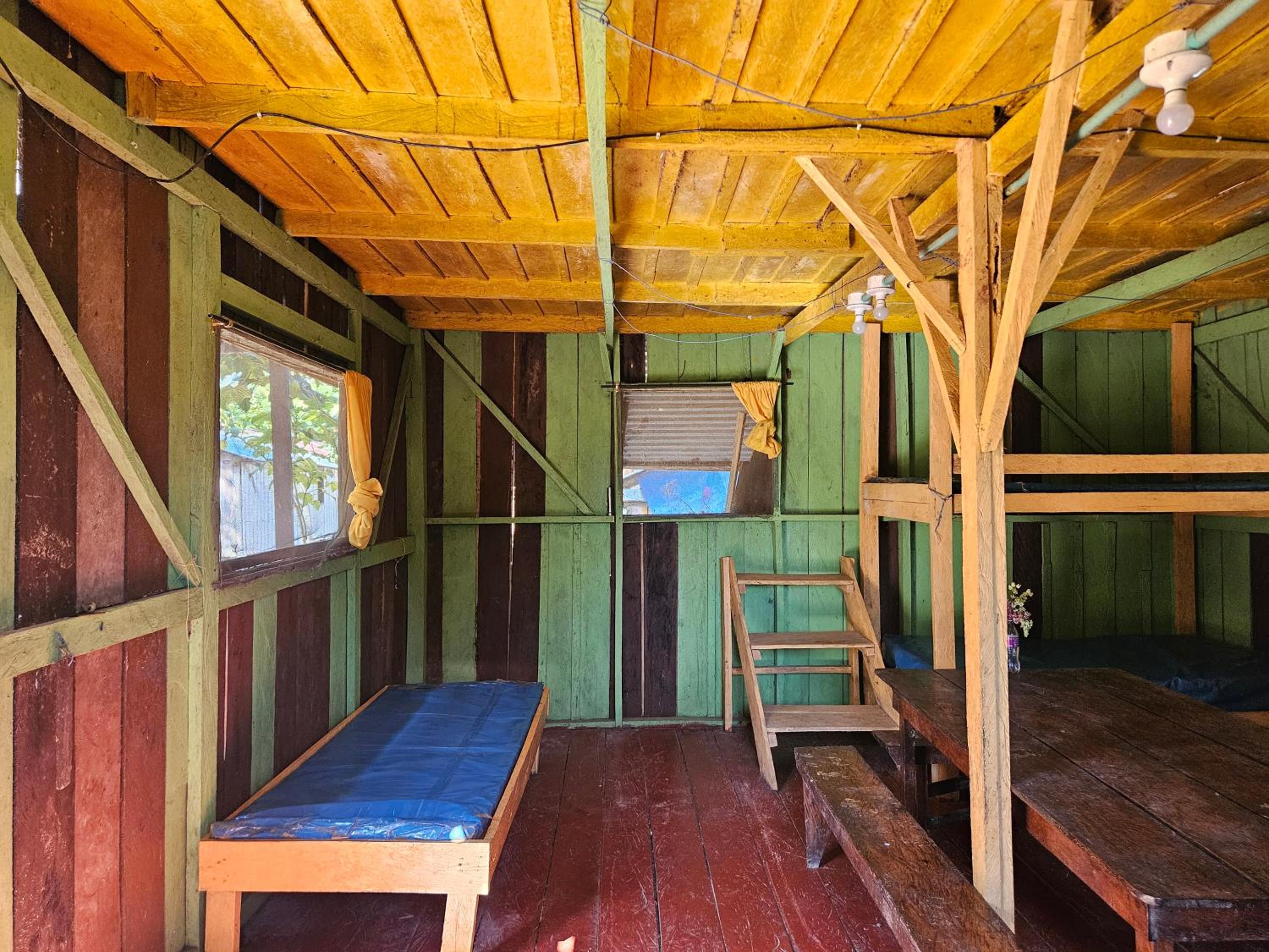 Amazon Jungle lodge -Experencia Indigena Yagua