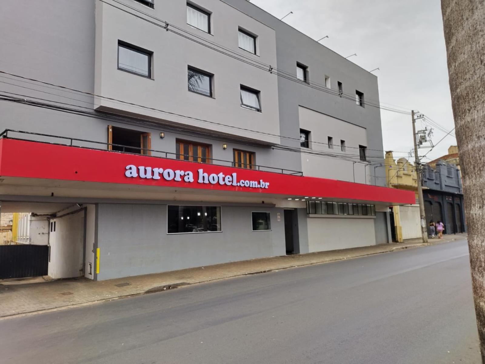 Hotel Aurora Hotel - Image 1
