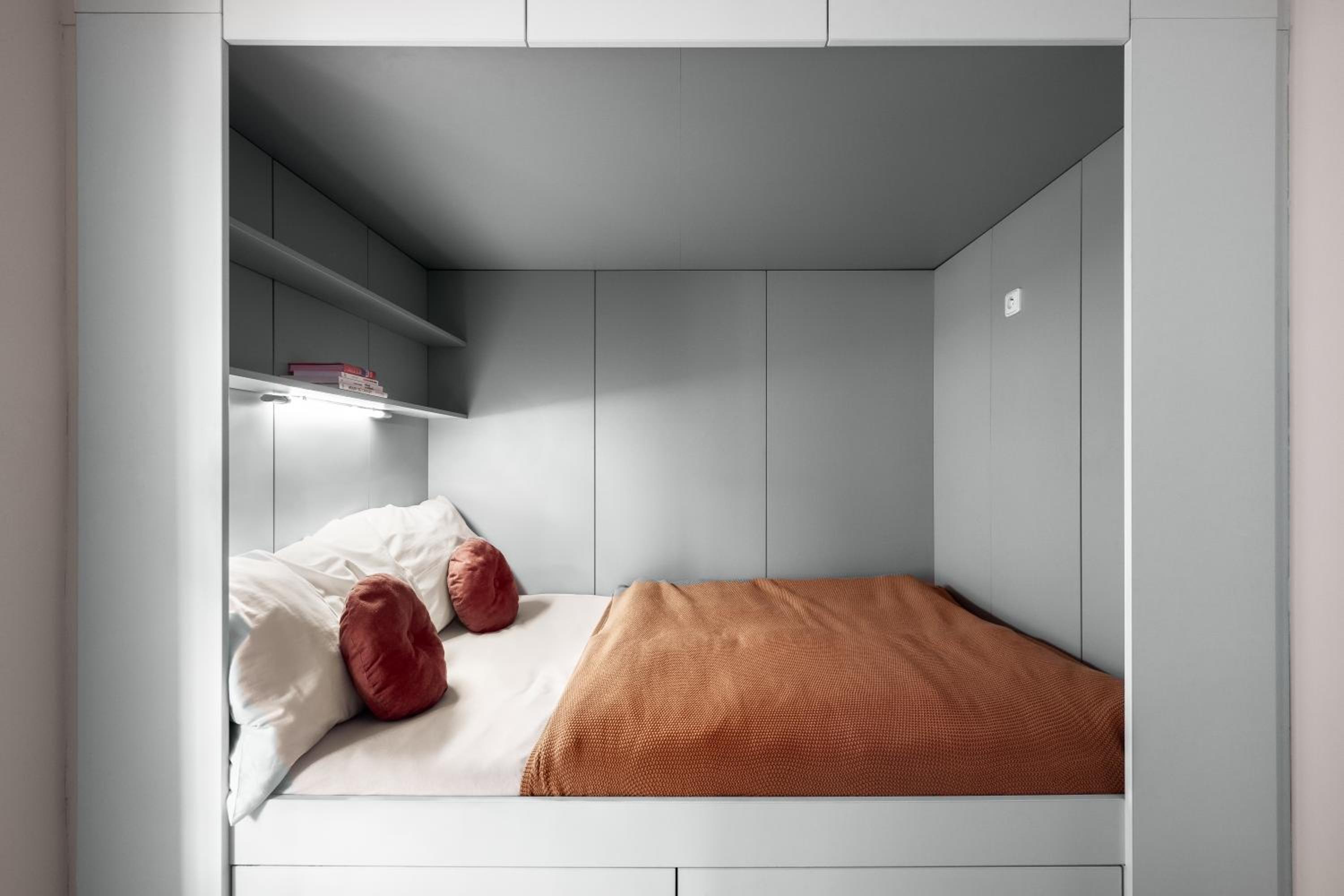 Playful studio in Žižkov by Prague Days