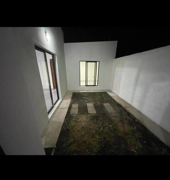 Casa amplia y bien ubicada